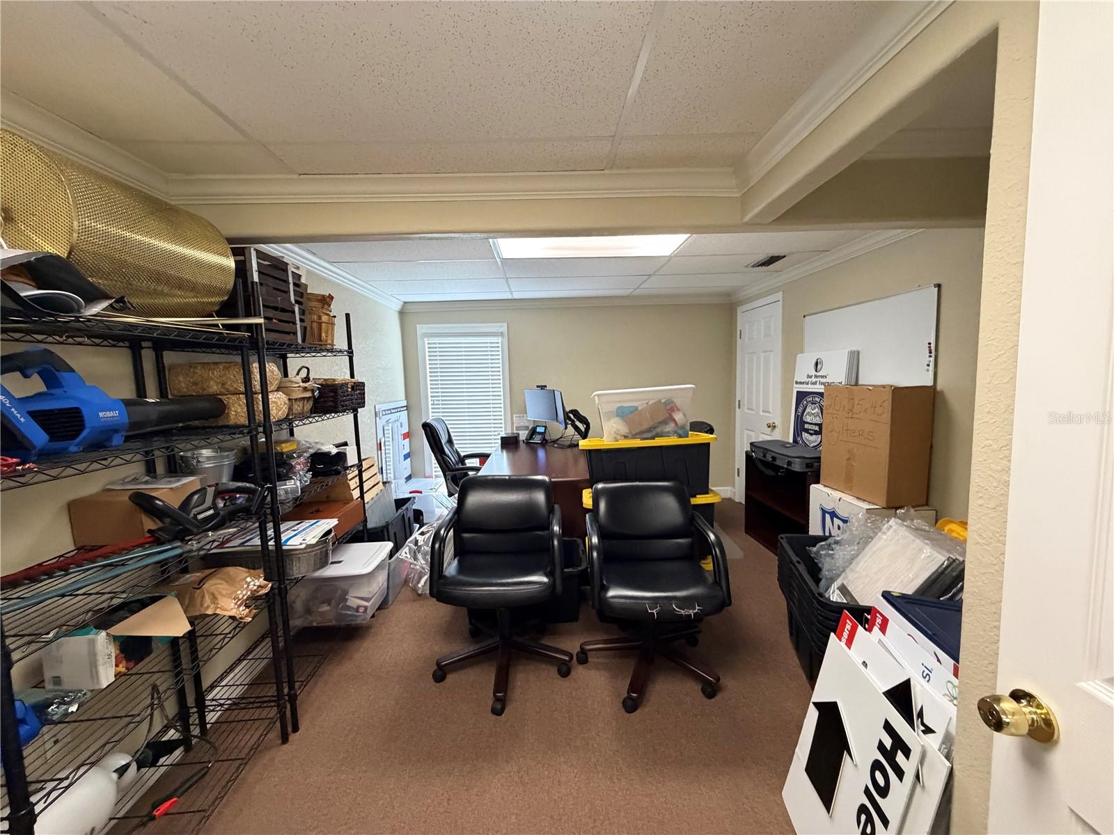 1302 W BUSCH BLVD, TAMPA, FL, 33612