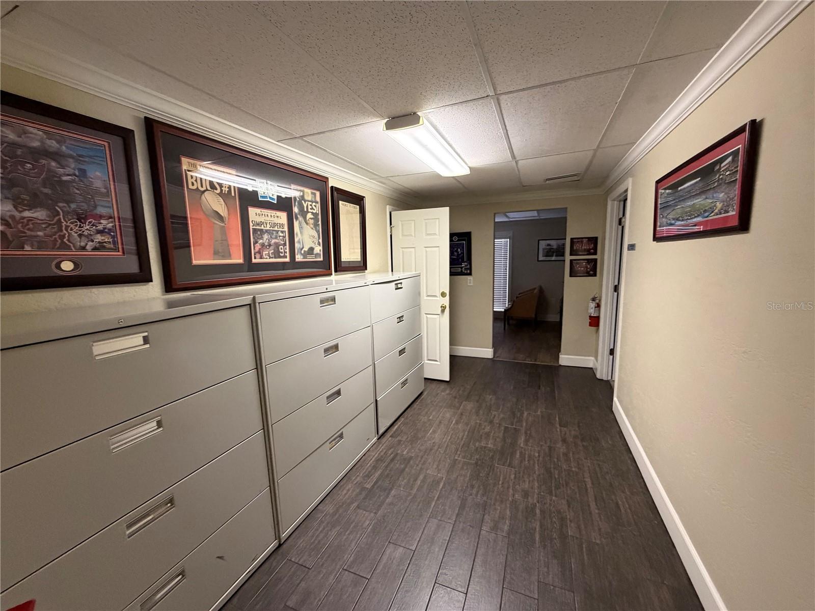 1302 W BUSCH BLVD, TAMPA, FL, 33612