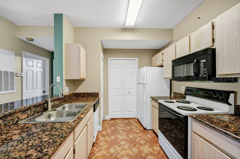 5471 VINELAND RD #7301, ORLANDO, FL, 32811