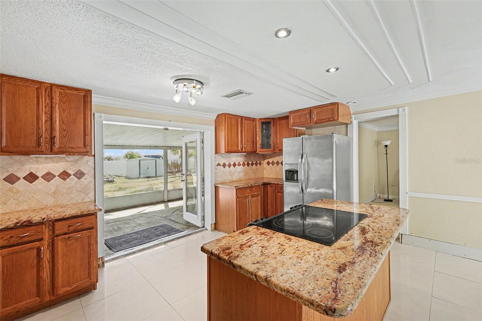 202 ARLINGTON AVE E, OLDSMAR, FL, 34677