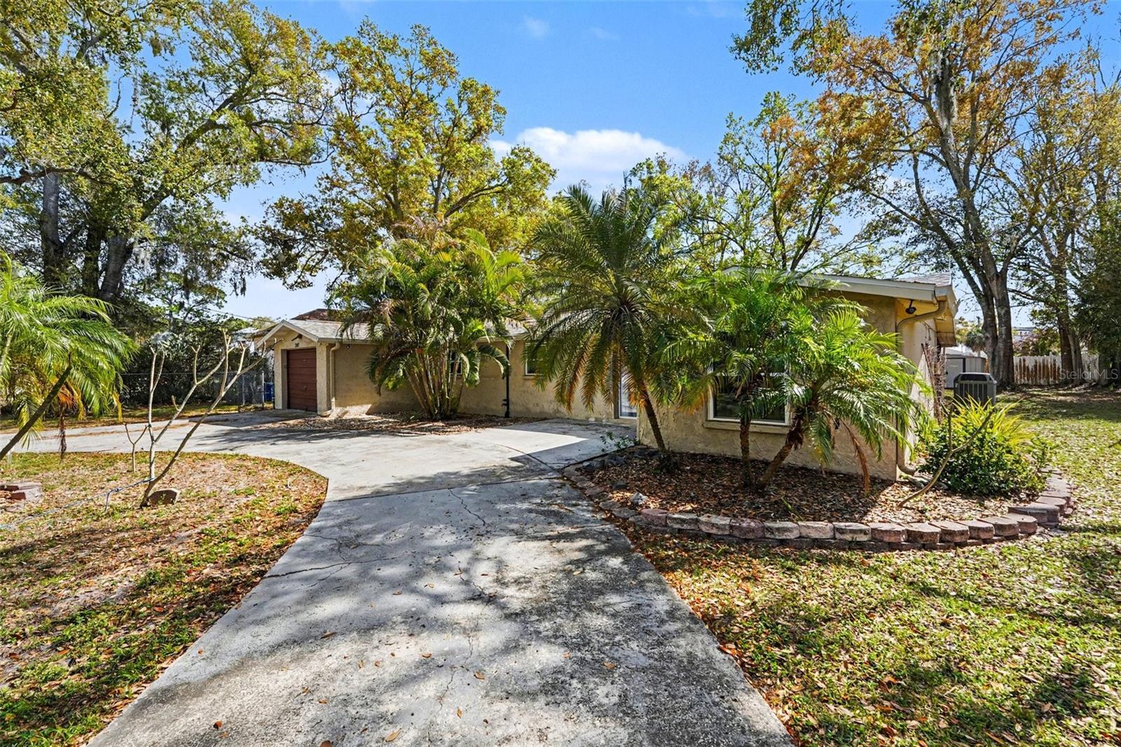 202 ARLINGTON AVE E, OLDSMAR, FL, 34677