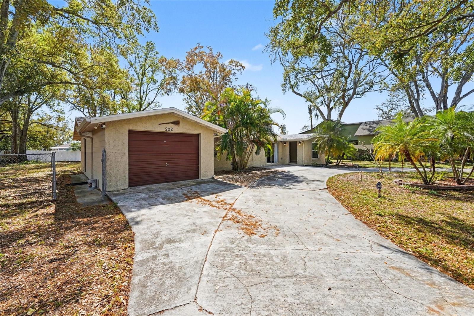 202 ARLINGTON AVE E, OLDSMAR, FL, 34677