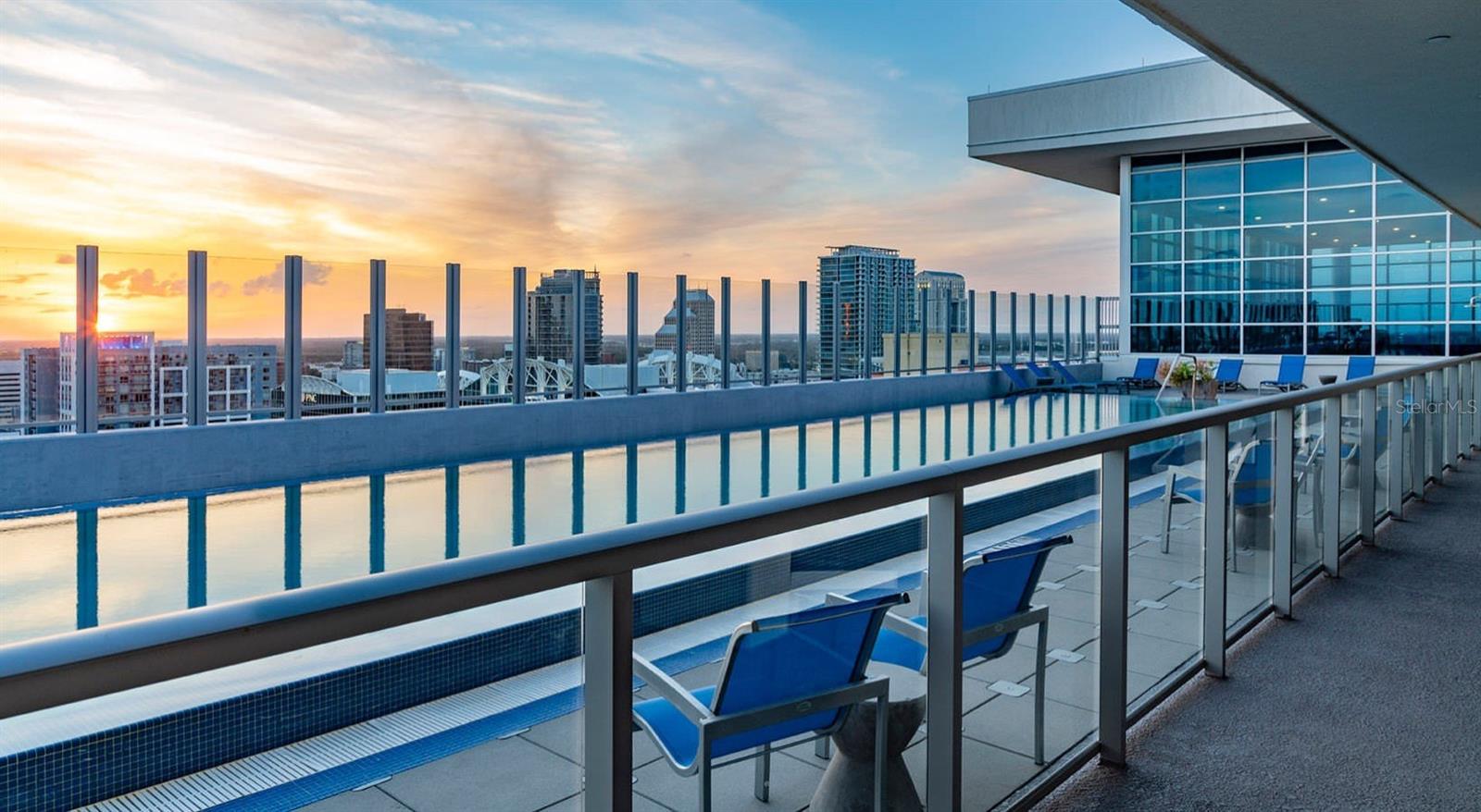 100-2 LAKE AVE, ORLANDO, FL, 32801