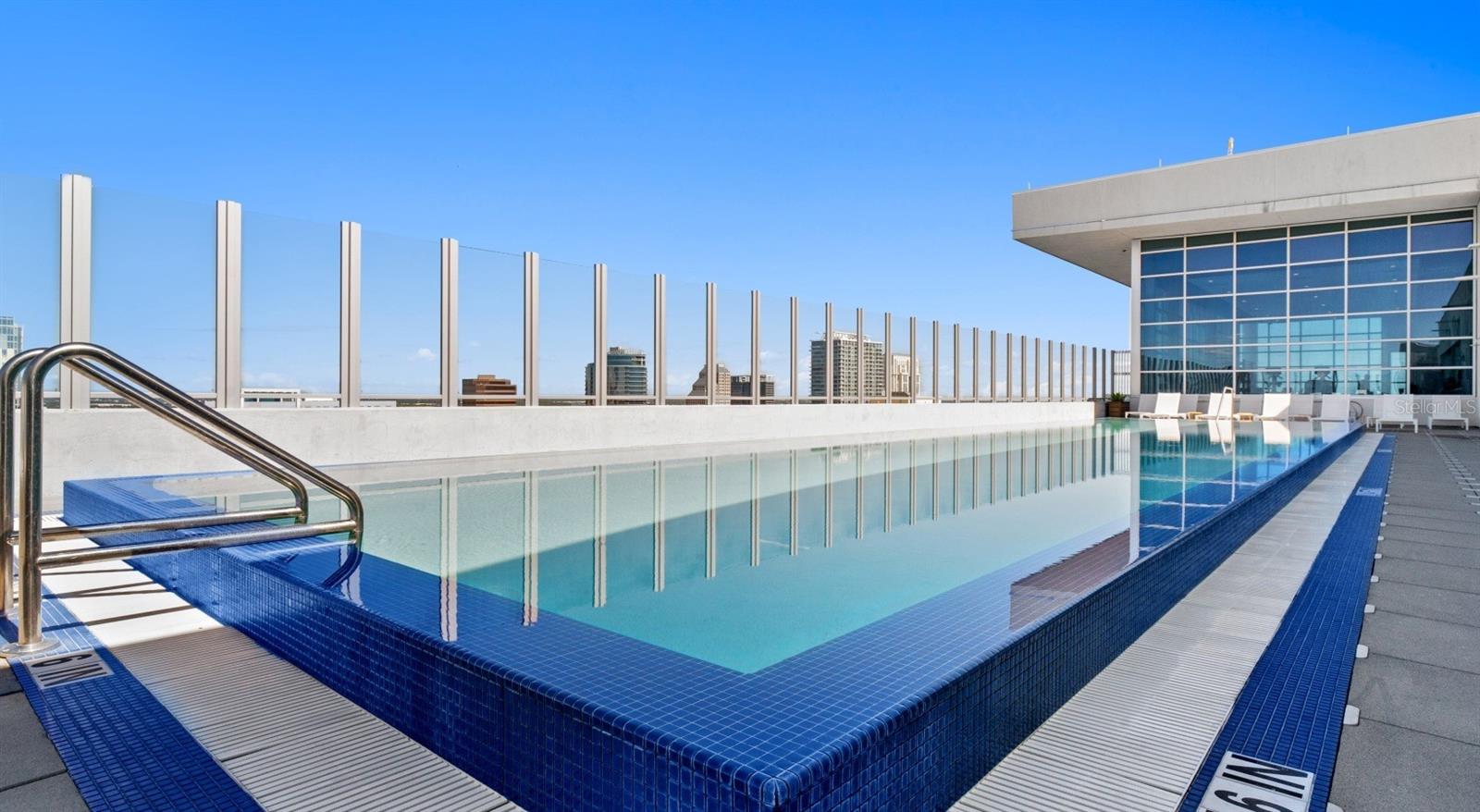 100-2 LAKE AVE, ORLANDO, FL, 32801