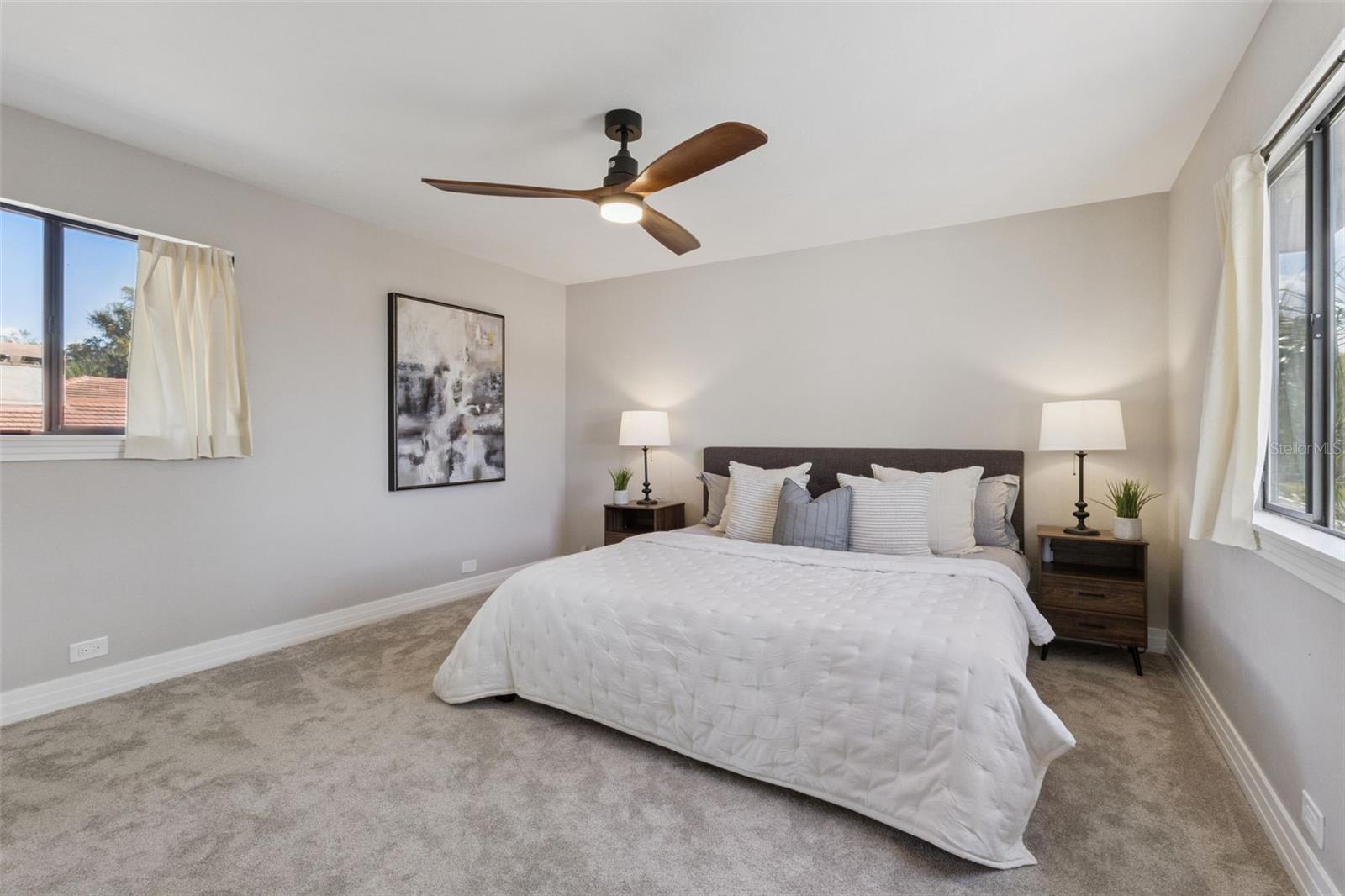 303 WATERWOOD DR, YALAHA, FL, 34797