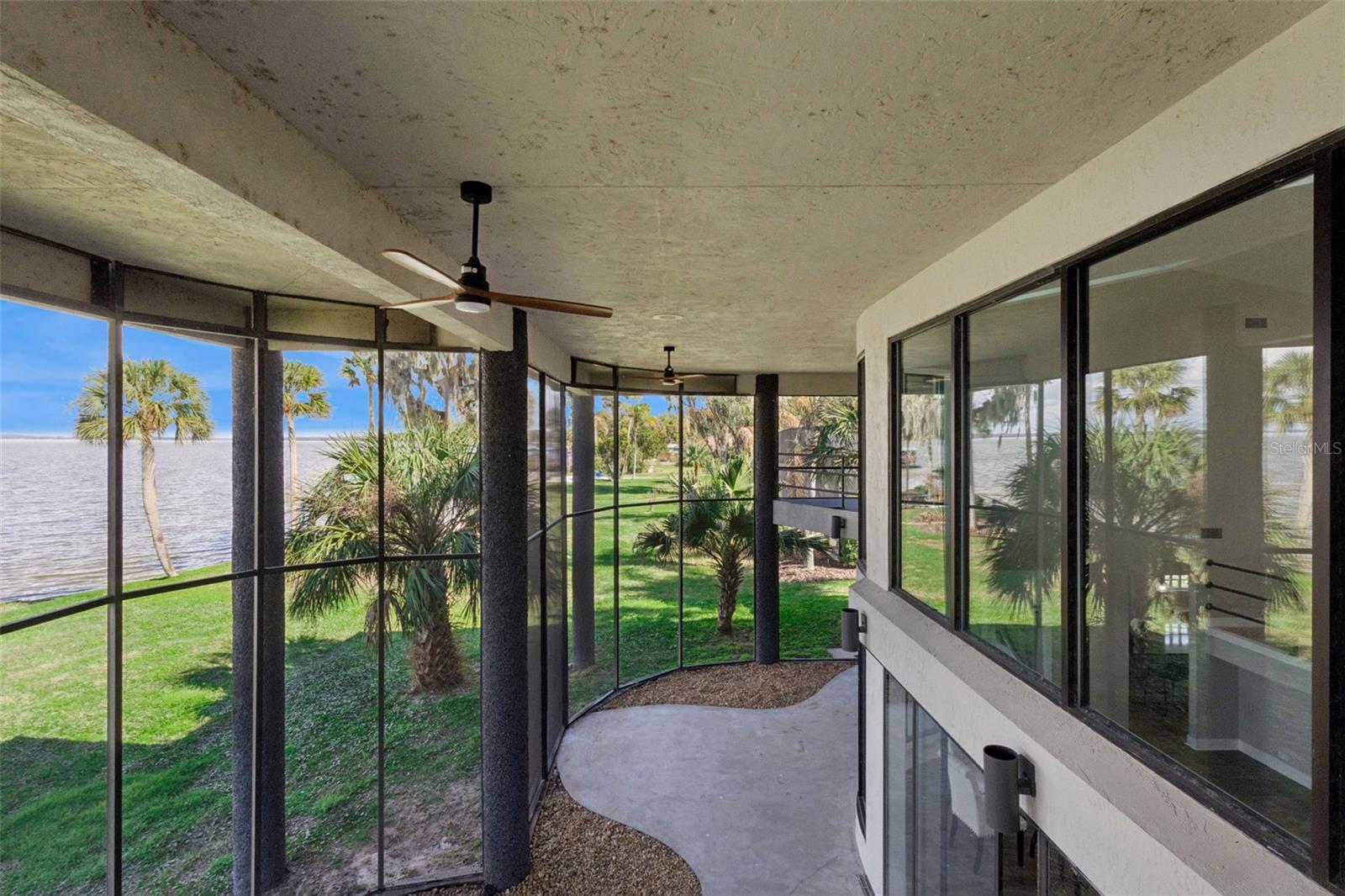 303 WATERWOOD DR, YALAHA, FL, 34797