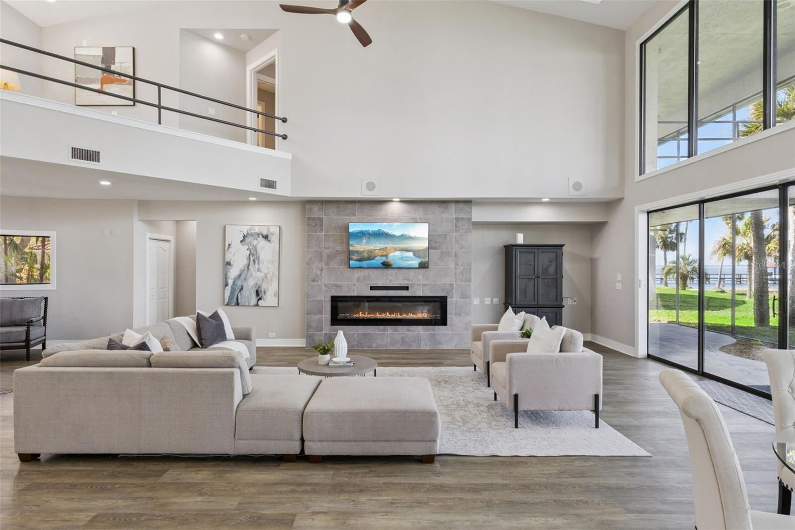 303 WATERWOOD DR, YALAHA, FL, 34797