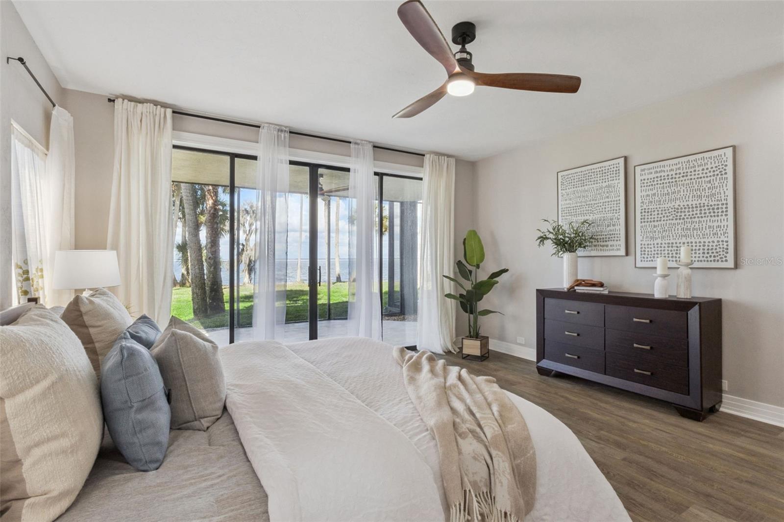 303 WATERWOOD DR, YALAHA, FL, 34797