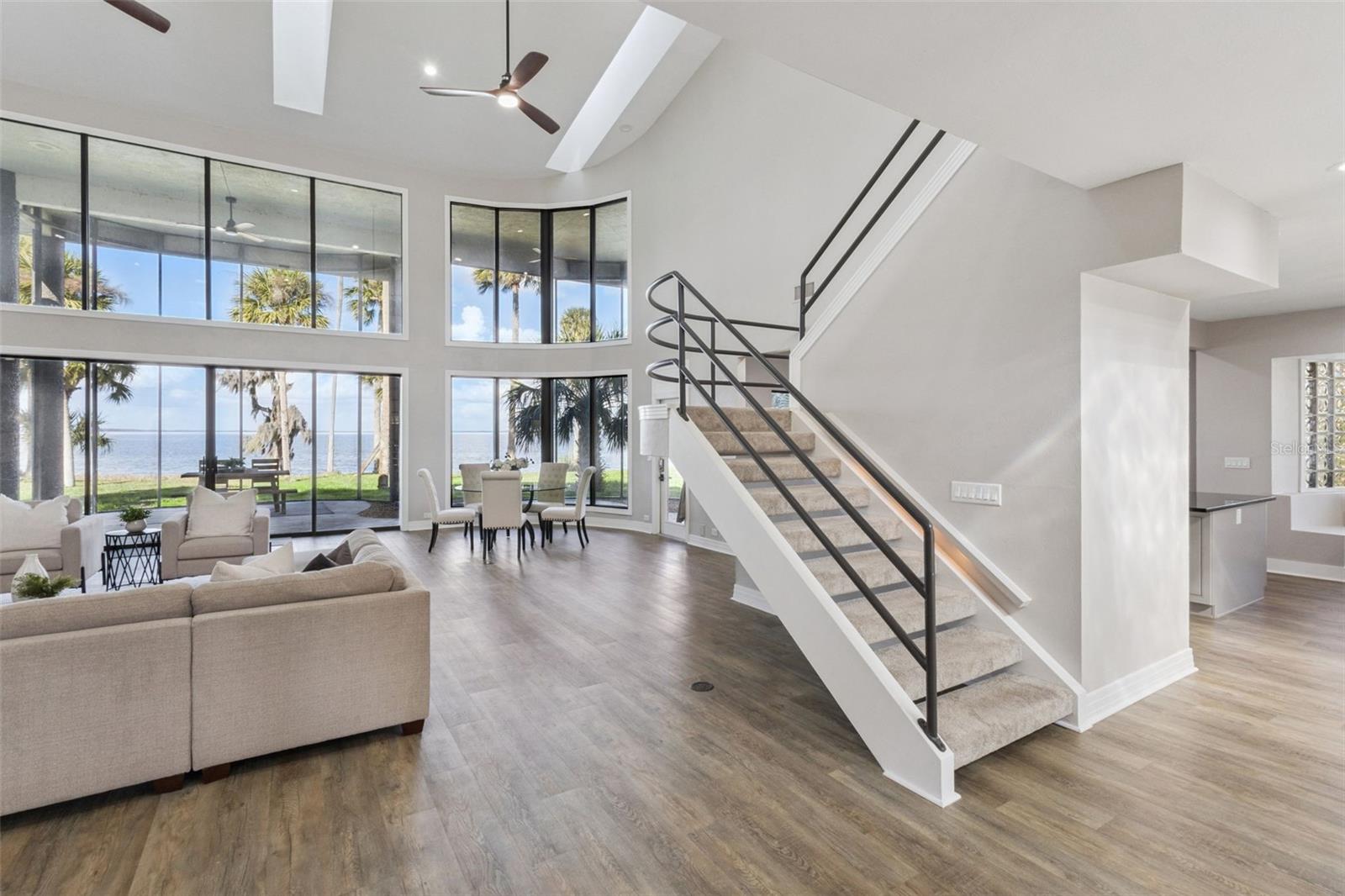 303 WATERWOOD DR, YALAHA, FL, 34797