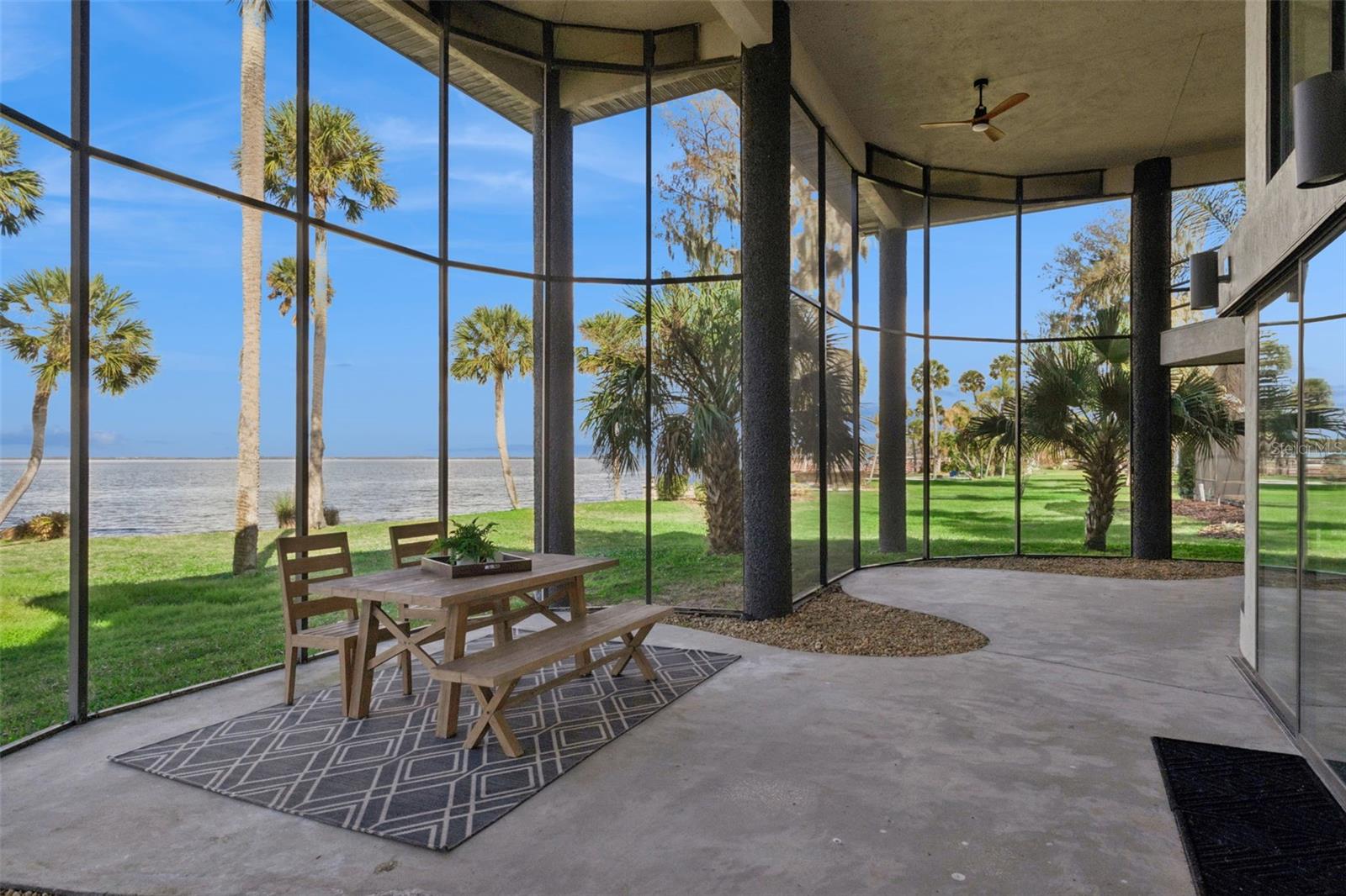 303 WATERWOOD DR, YALAHA, FL, 34797