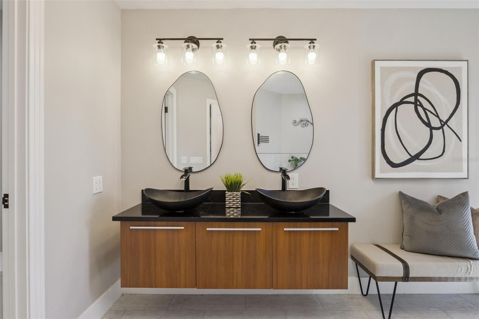 303 WATERWOOD DR, YALAHA, FL, 34797