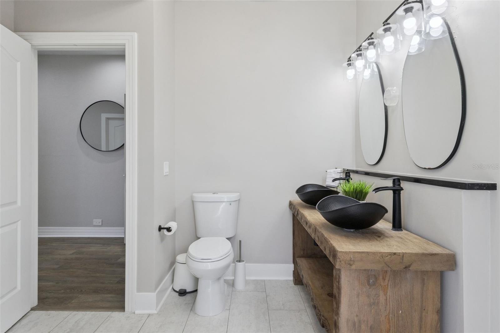 303 WATERWOOD DR, YALAHA, FL, 34797