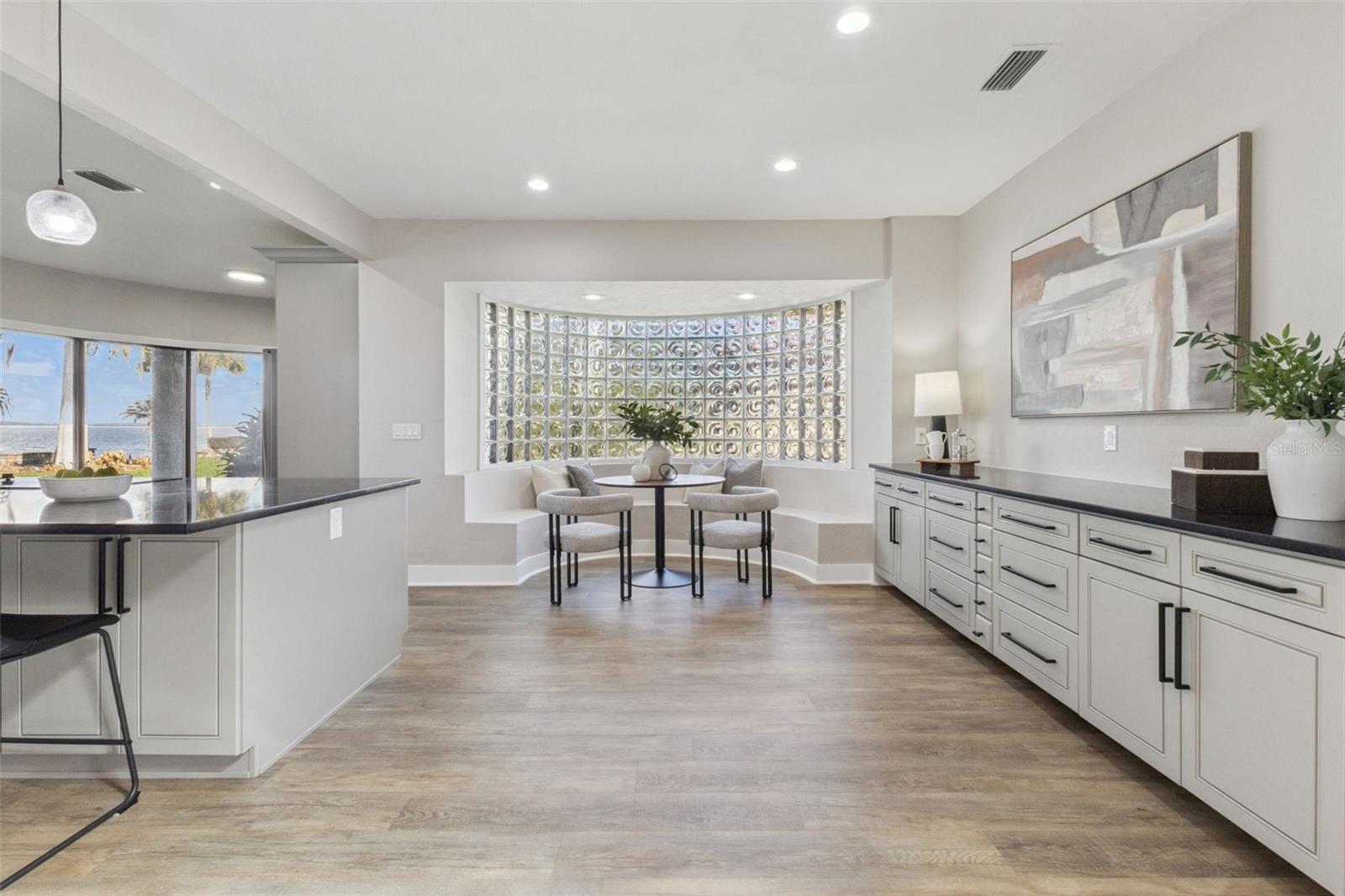 303 WATERWOOD DR, YALAHA, FL, 34797