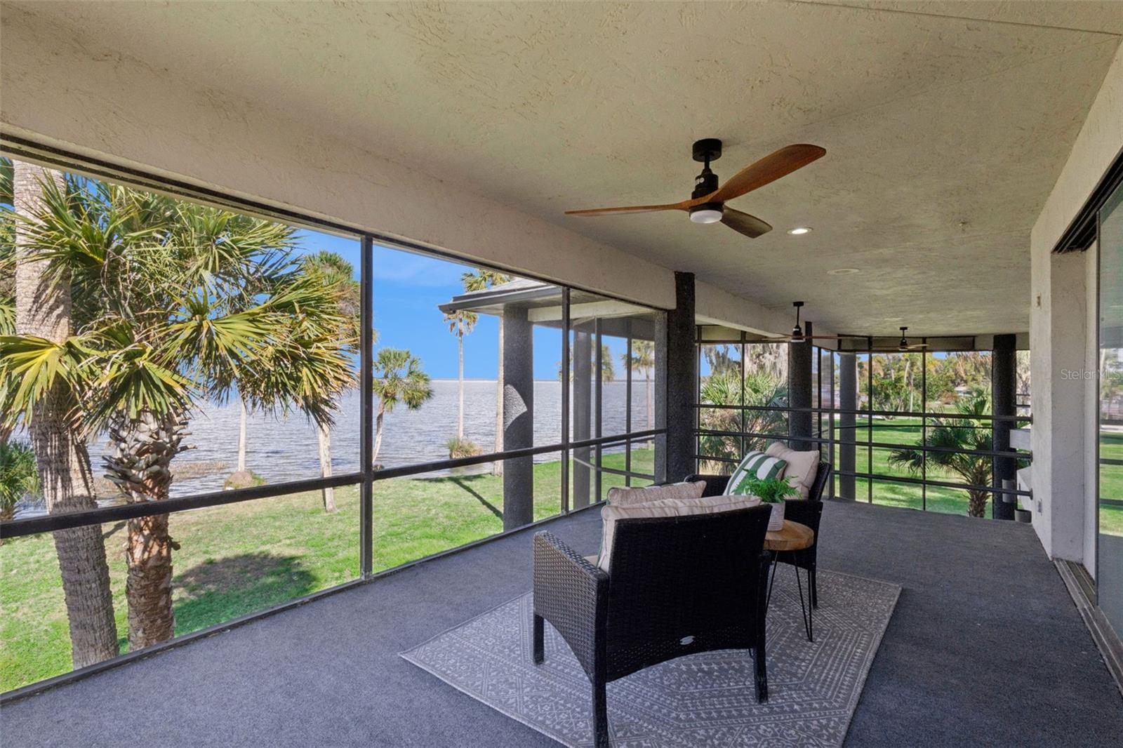 303 WATERWOOD DR, YALAHA, FL, 34797