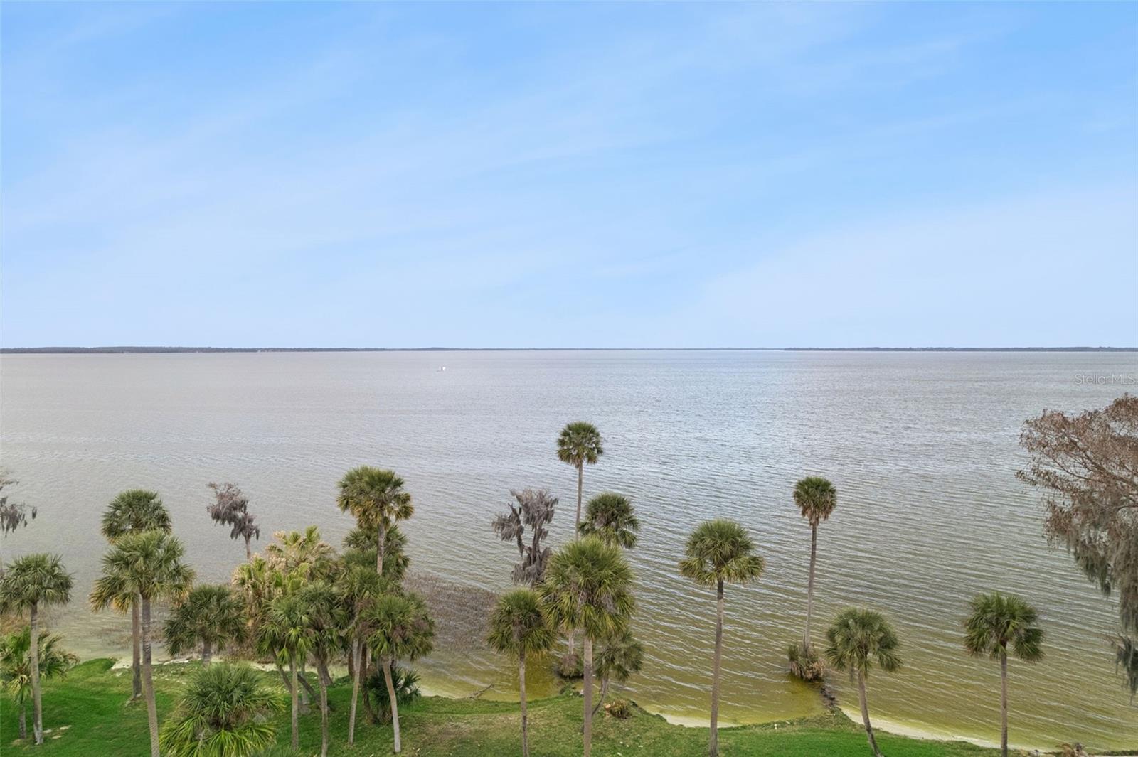 303 WATERWOOD DR, YALAHA, FL, 34797