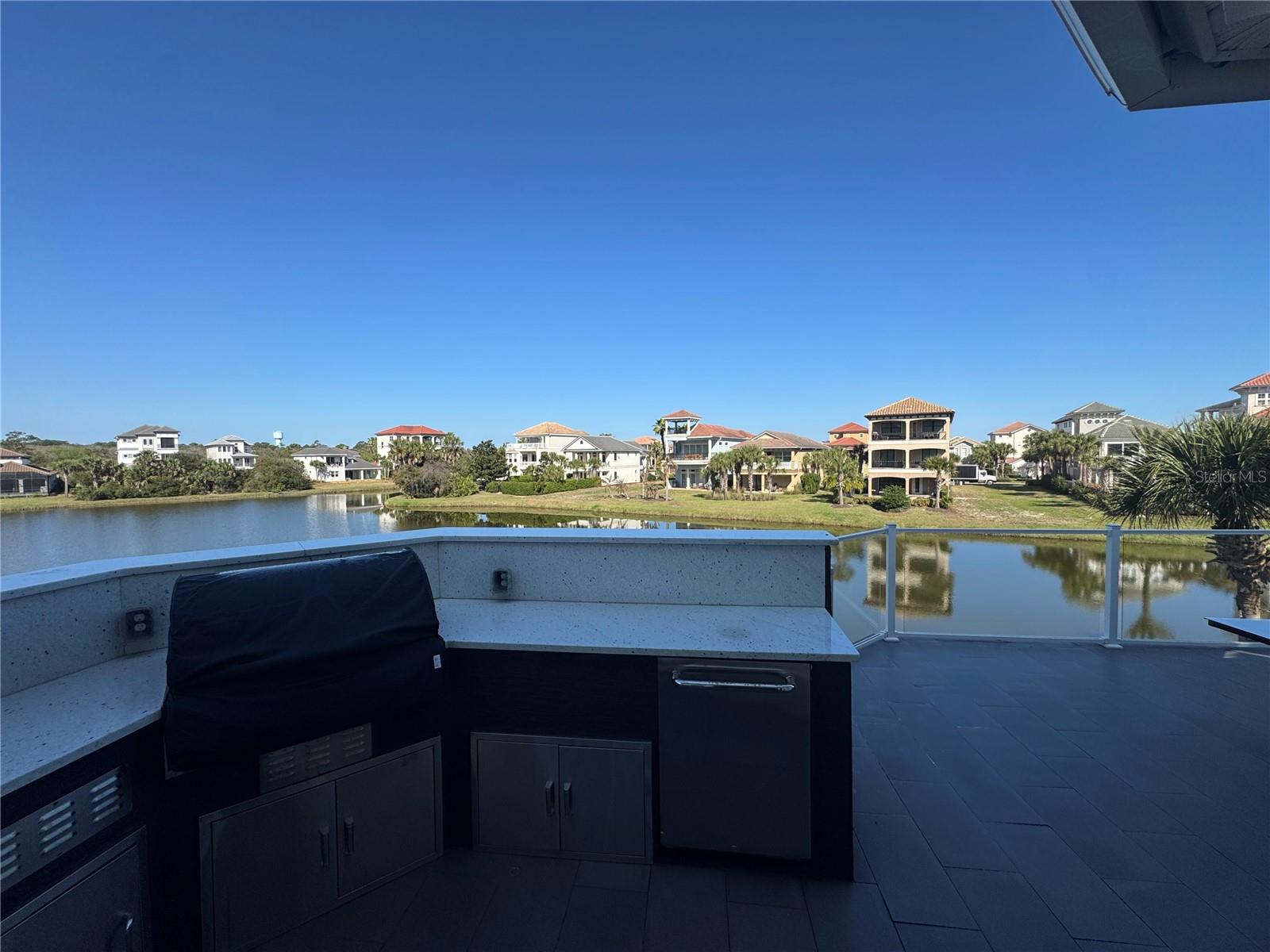 323 OCEAN CREST DR, PALM COAST, FL, 32137