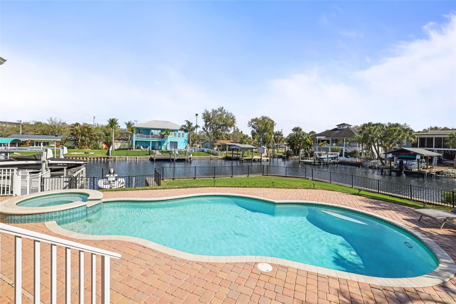 207 MANATEE LN, TARPON SPRINGS, FL, 34689