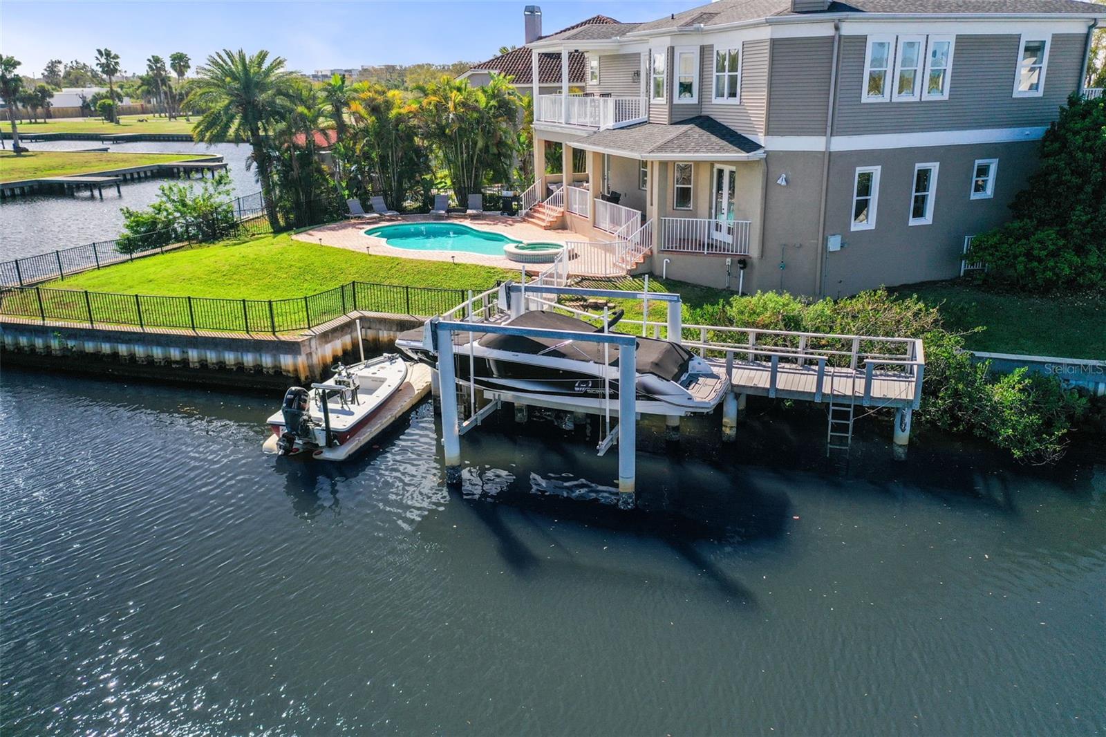 207 MANATEE LN, TARPON SPRINGS, FL, 34689