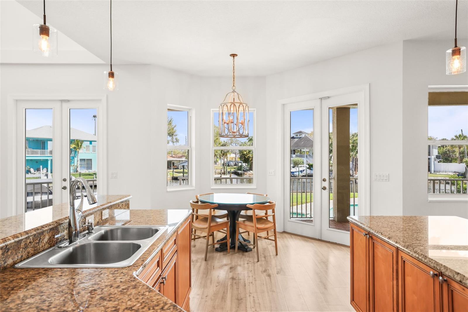 207 MANATEE LN, TARPON SPRINGS, FL, 34689