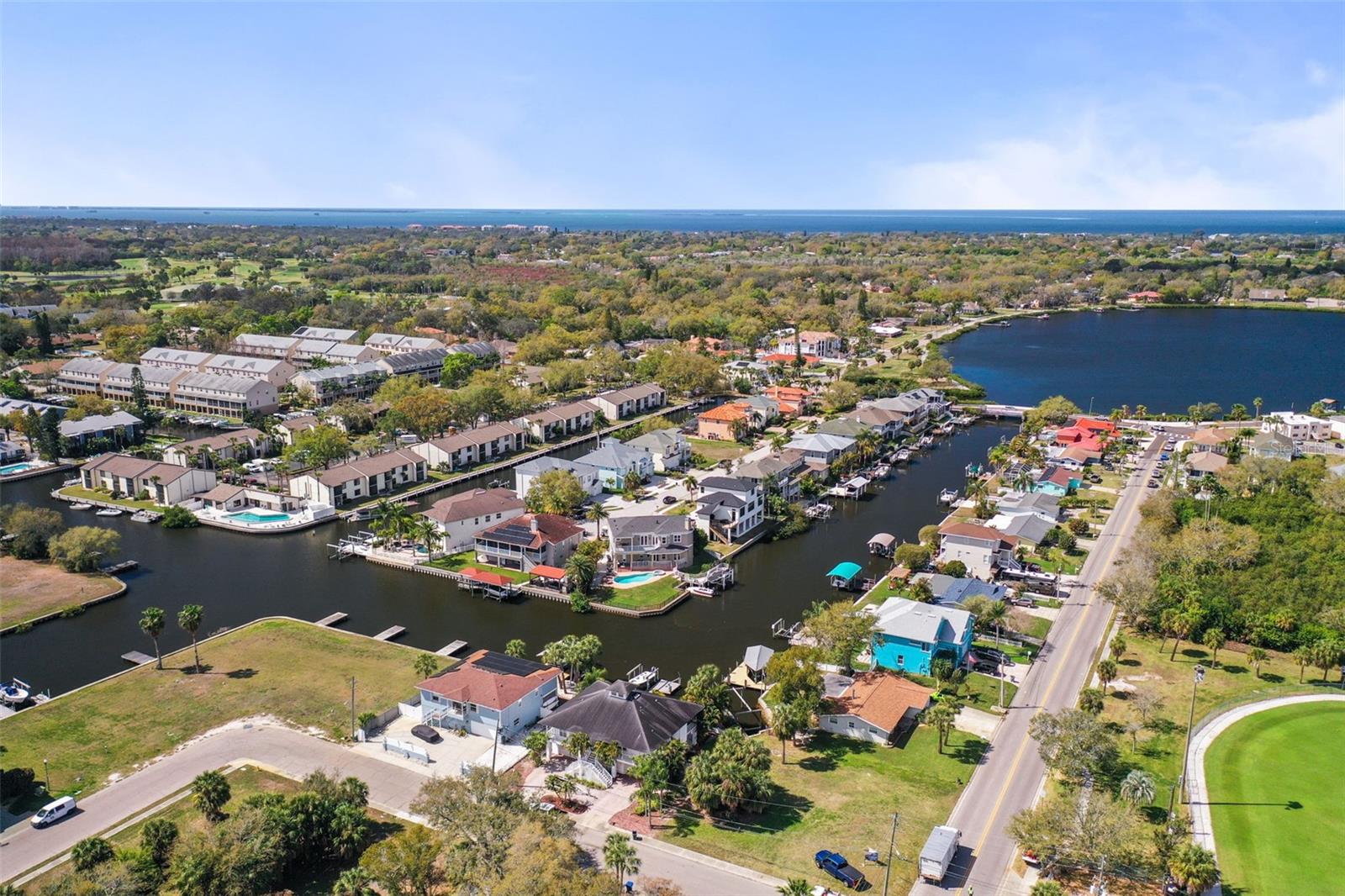 207 MANATEE LN, TARPON SPRINGS, FL, 34689