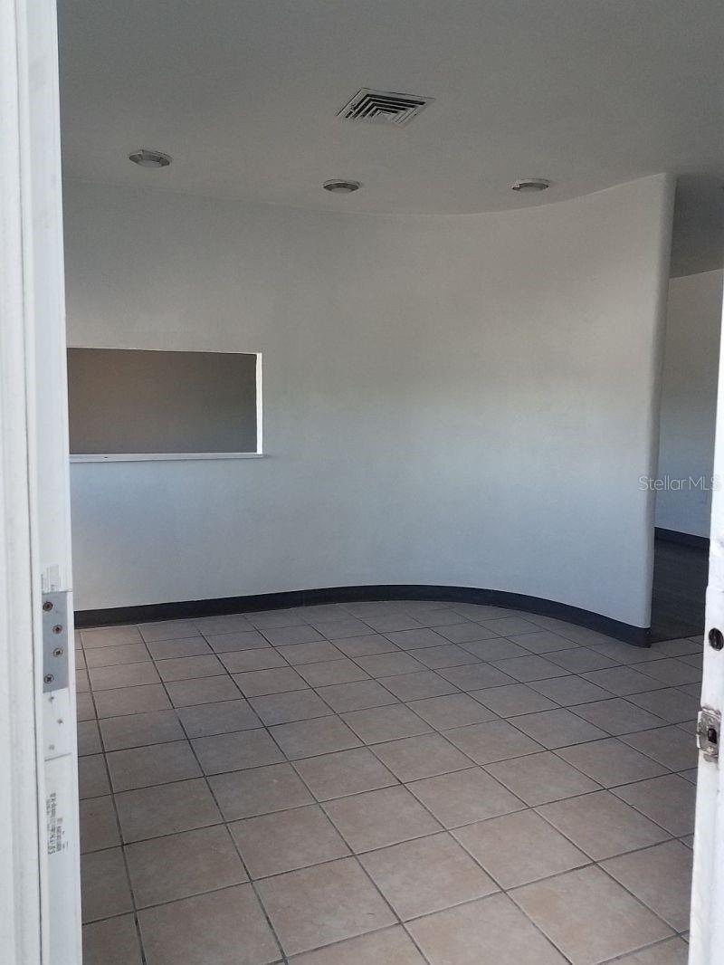 100 E SHELL POINT RD, RUSKIN, FL, 33570