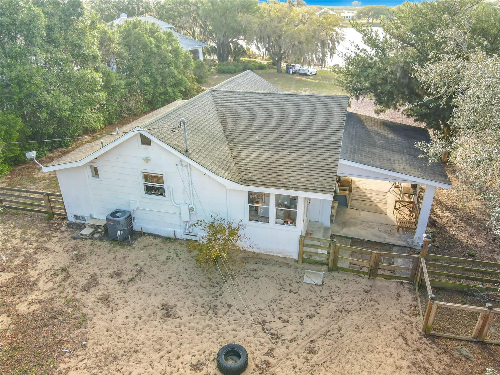 1124 SAINT ANNE SHRINE RD, LAKE WALES, FL, 33898
