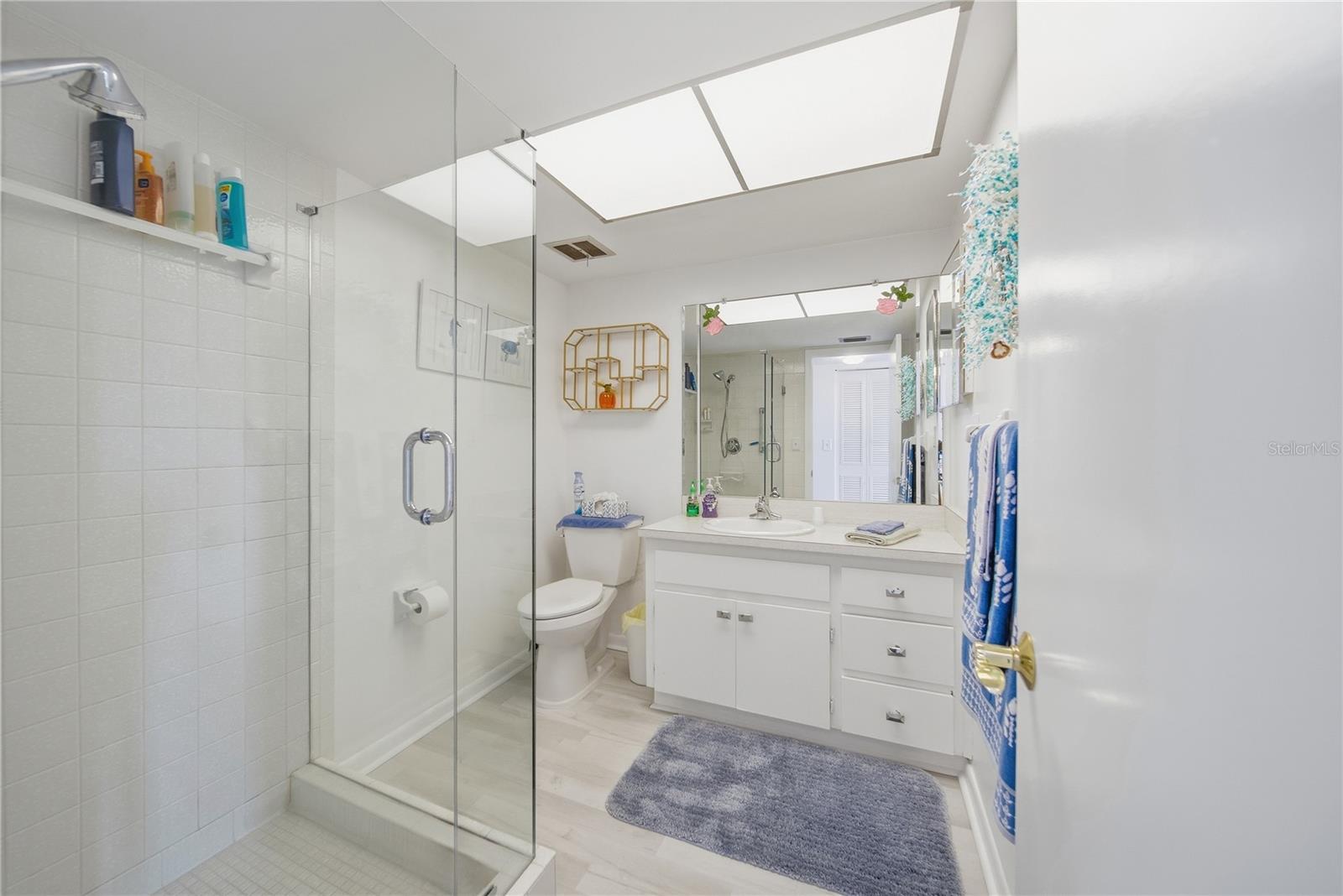 19029 US HIGHWAY 19 N #9-401, CLEARWATER, FL, 33764