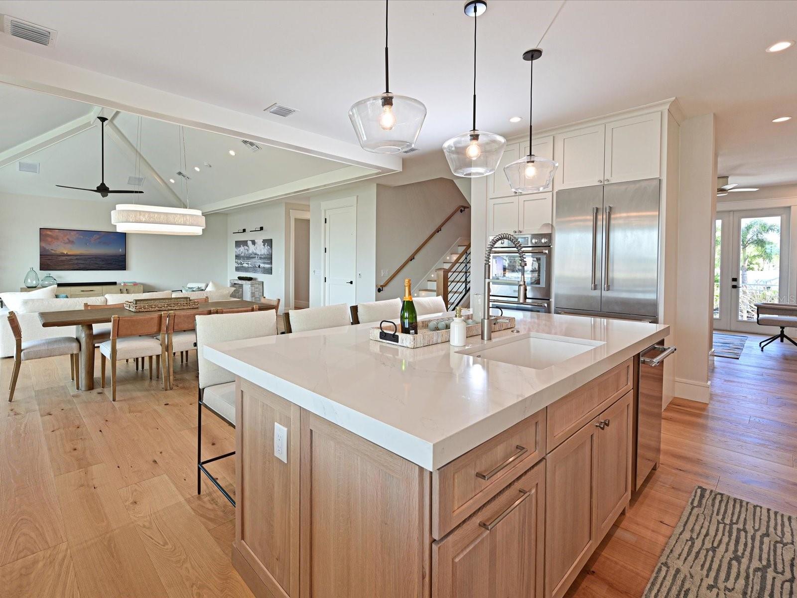 303 55TH ST, HOLMES BEACH, FL, 34217