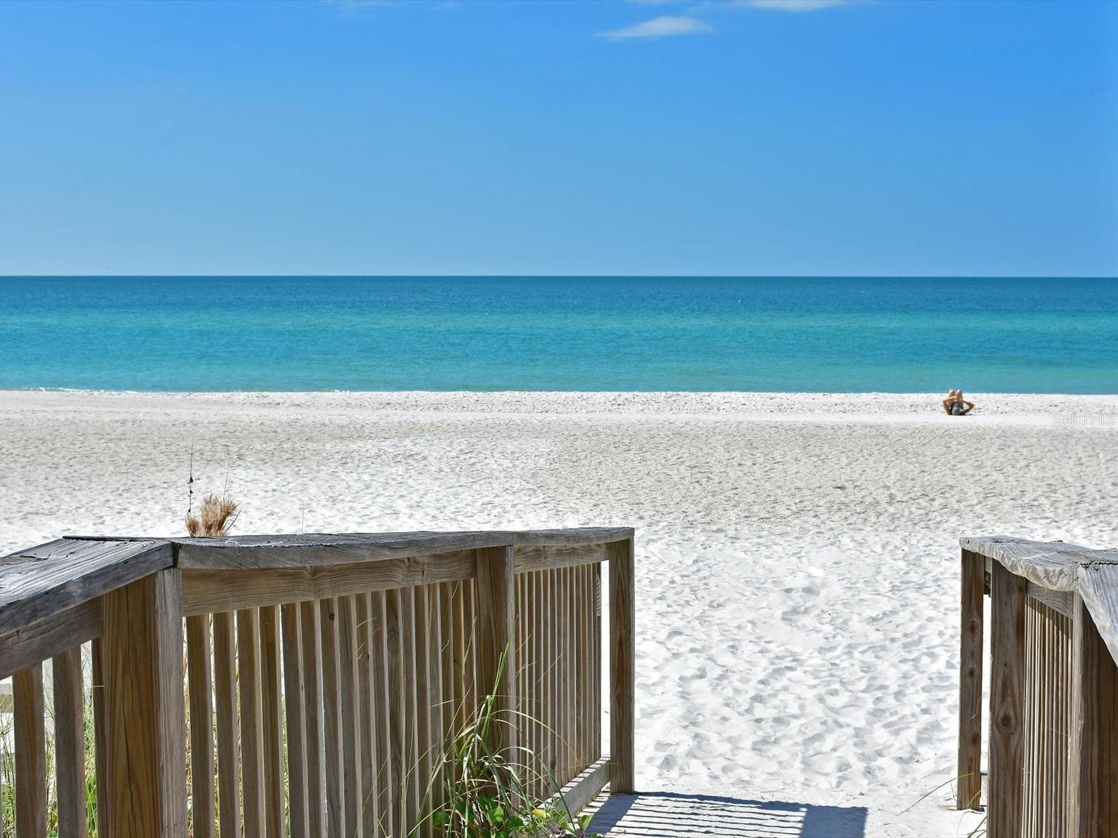 303 55TH ST, HOLMES BEACH, FL, 34217