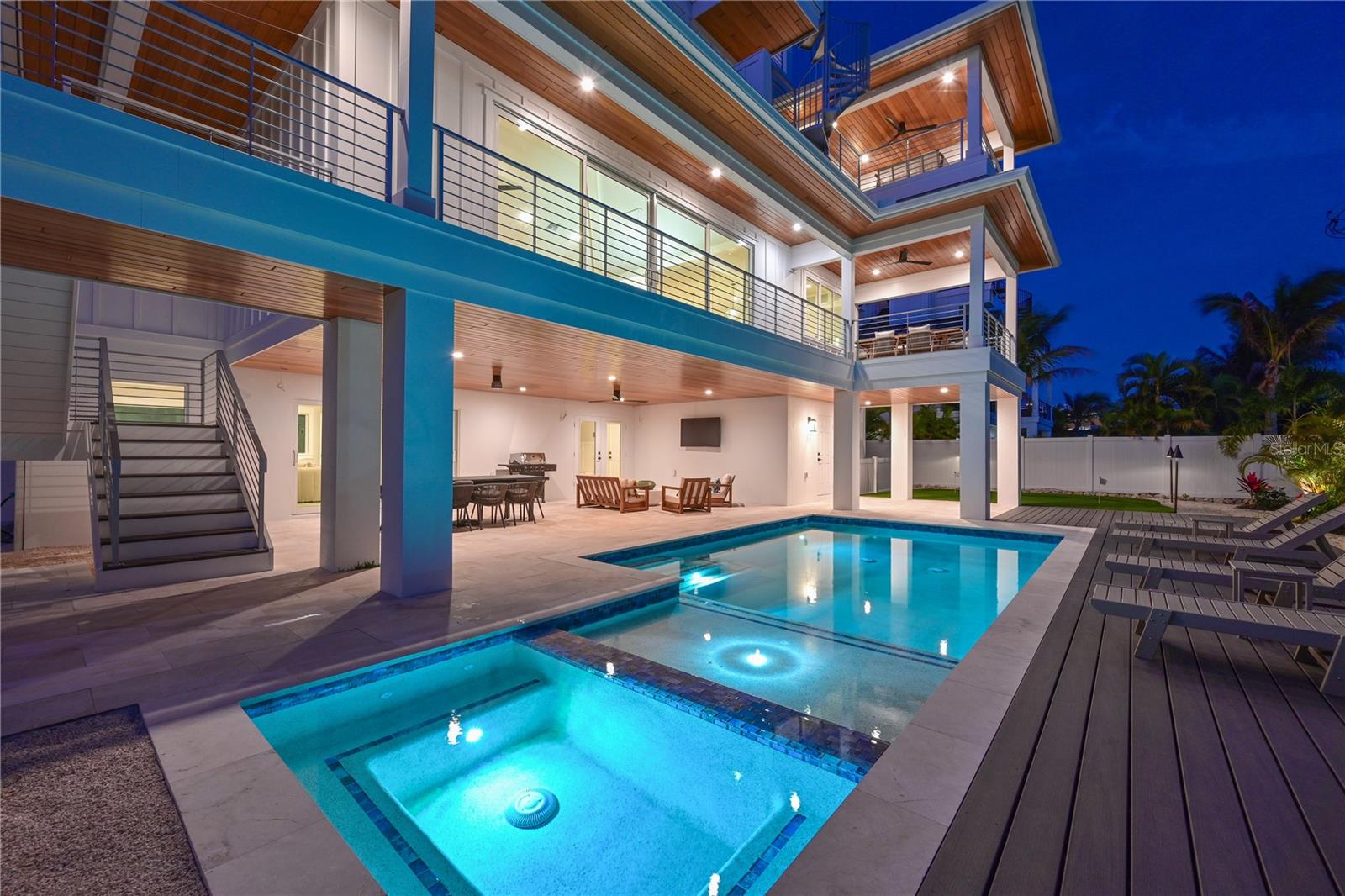 303 55TH ST, HOLMES BEACH, FL, 34217