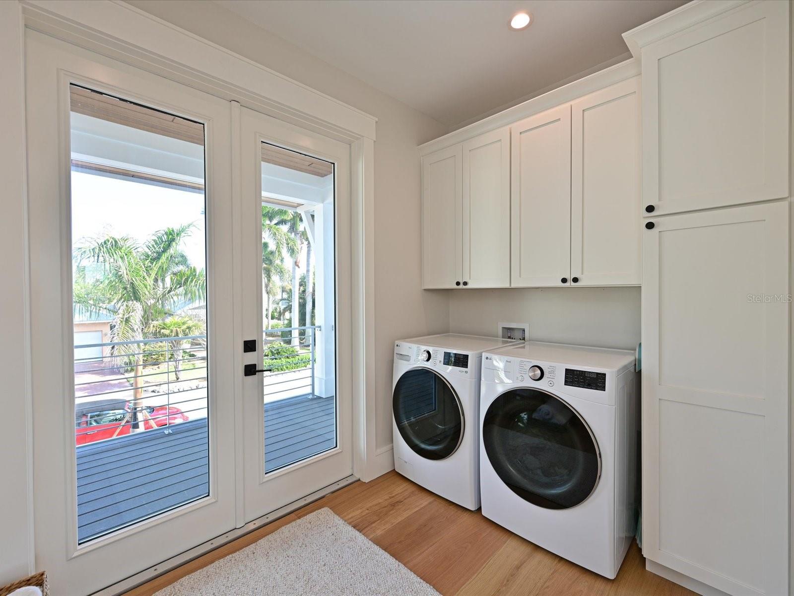 303 55TH ST, HOLMES BEACH, FL, 34217