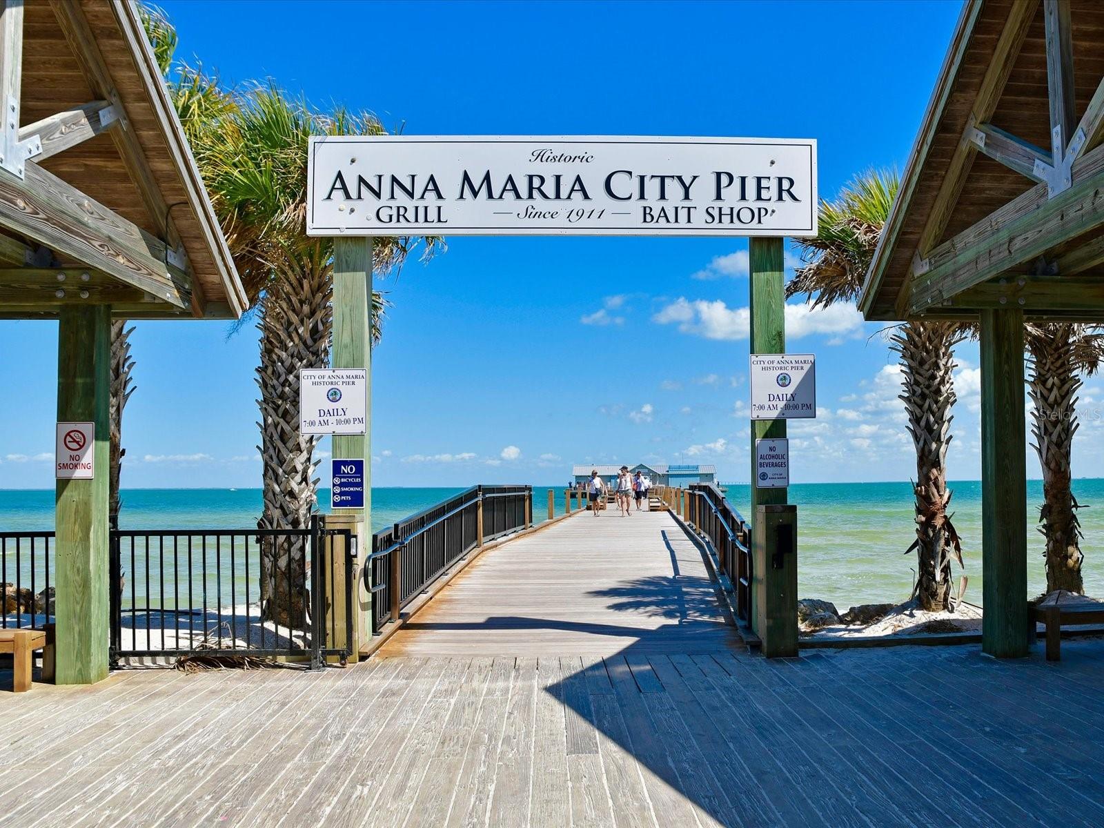 303 55TH ST, HOLMES BEACH, FL, 34217