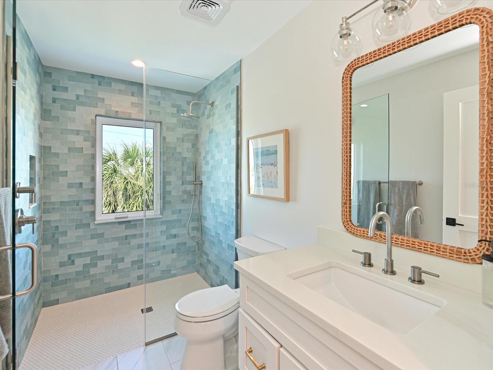 303 55TH ST, HOLMES BEACH, FL, 34217