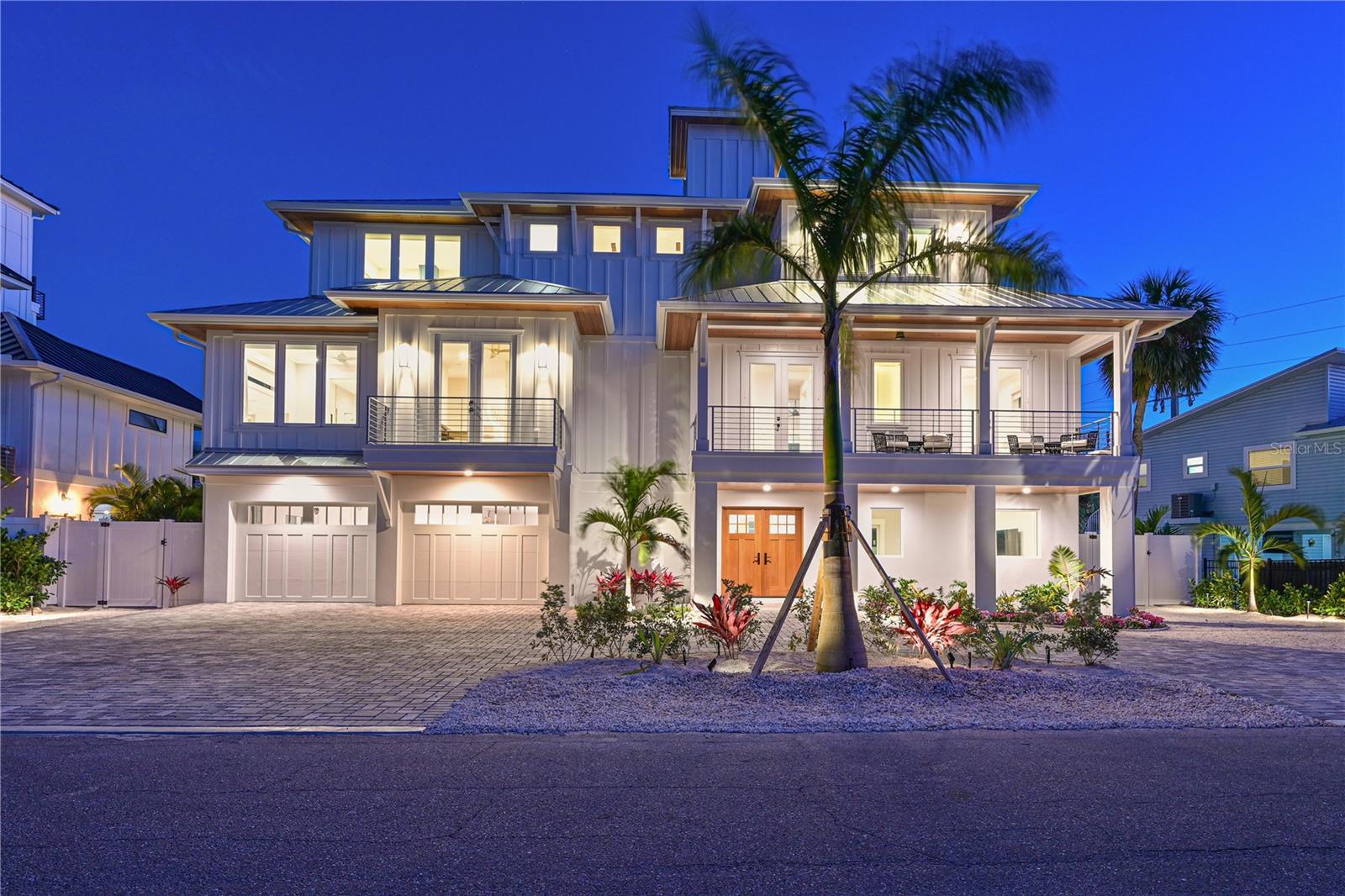 303 55TH ST, HOLMES BEACH, FL, 34217