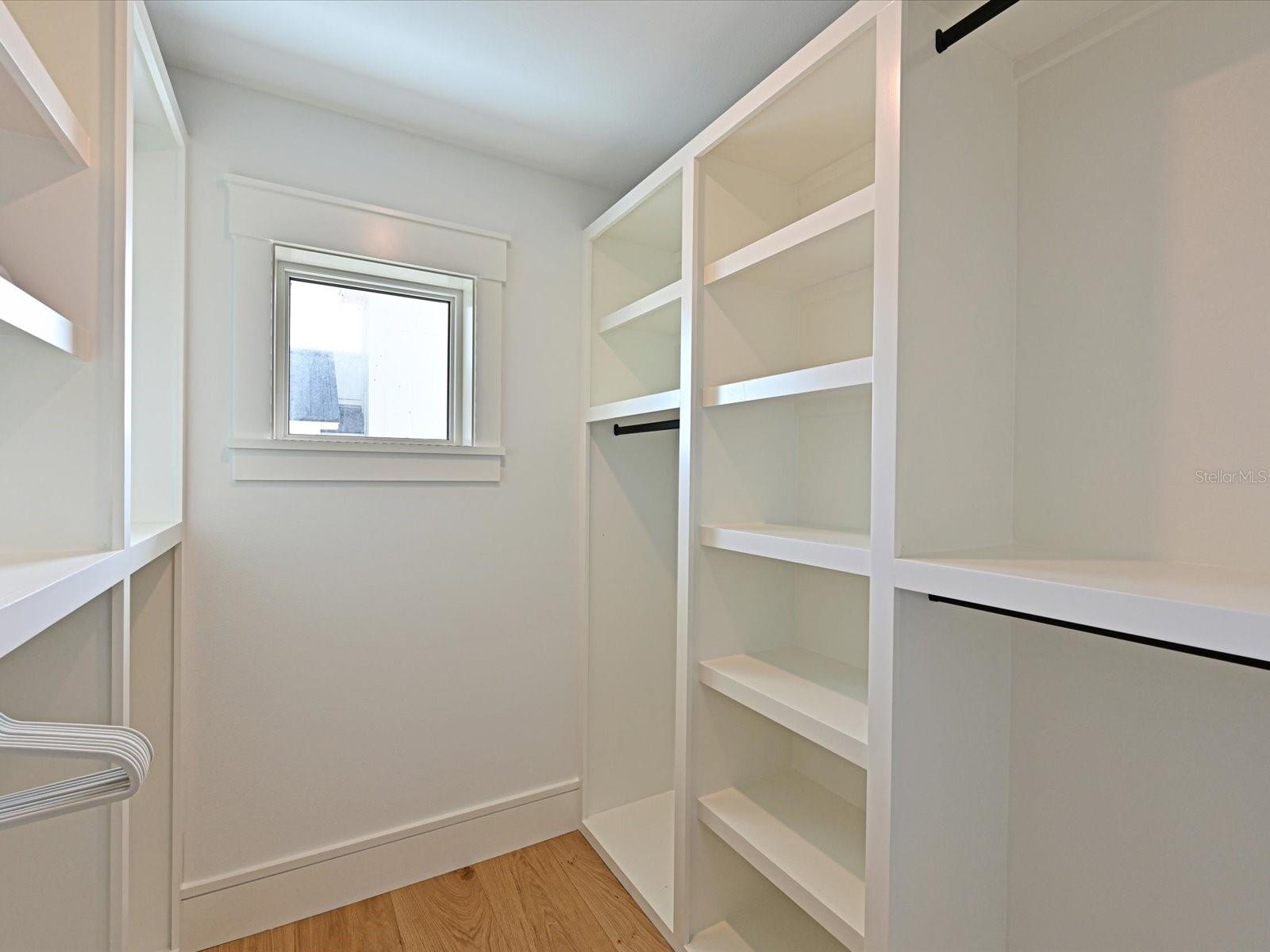 303 55TH ST, HOLMES BEACH, FL, 34217