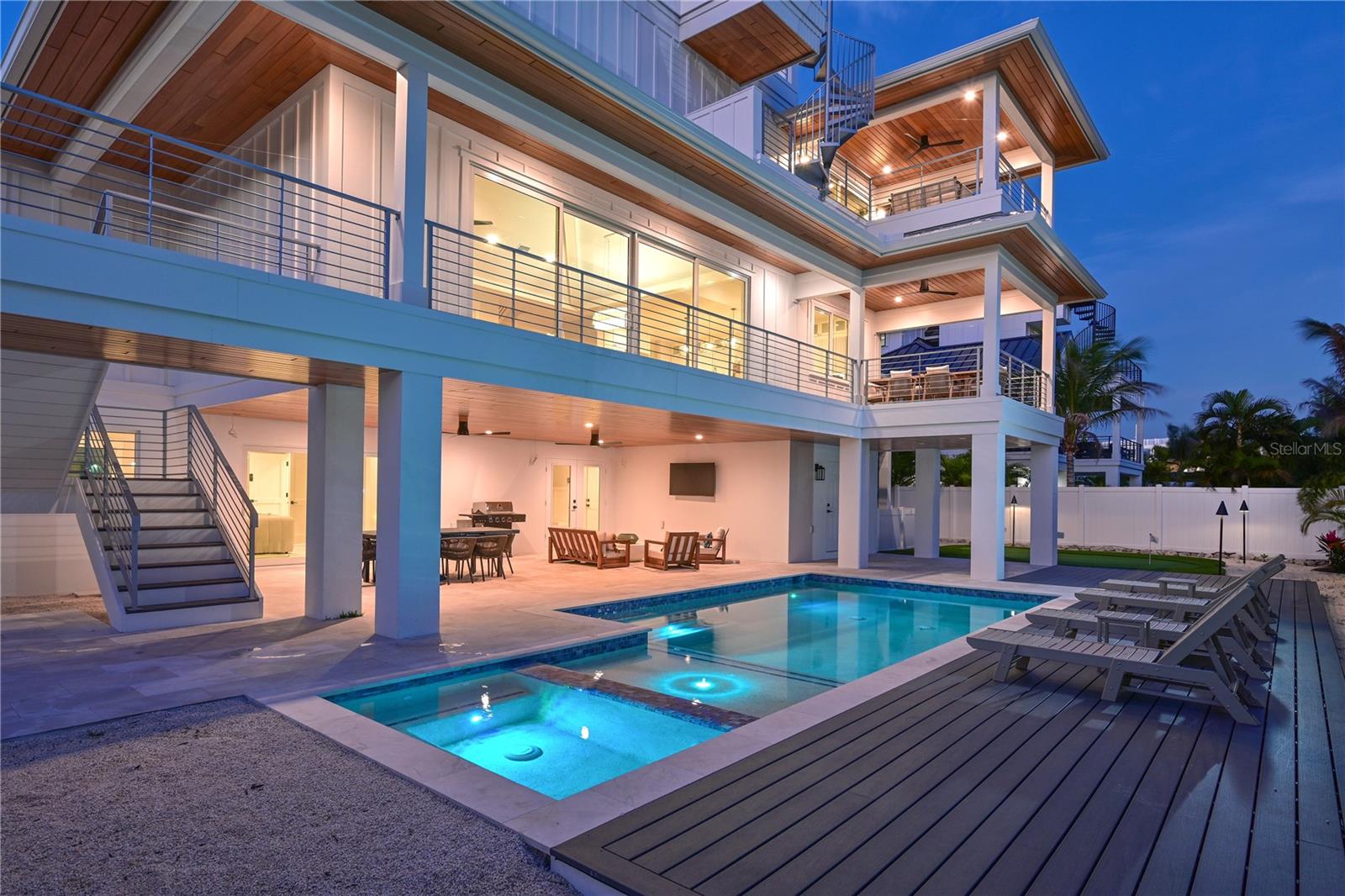 303 55TH ST, HOLMES BEACH, FL, 34217