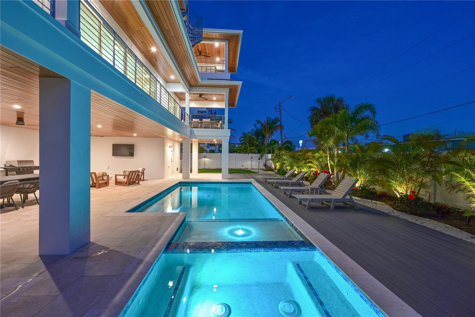 303 55TH ST, HOLMES BEACH, FL, 34217