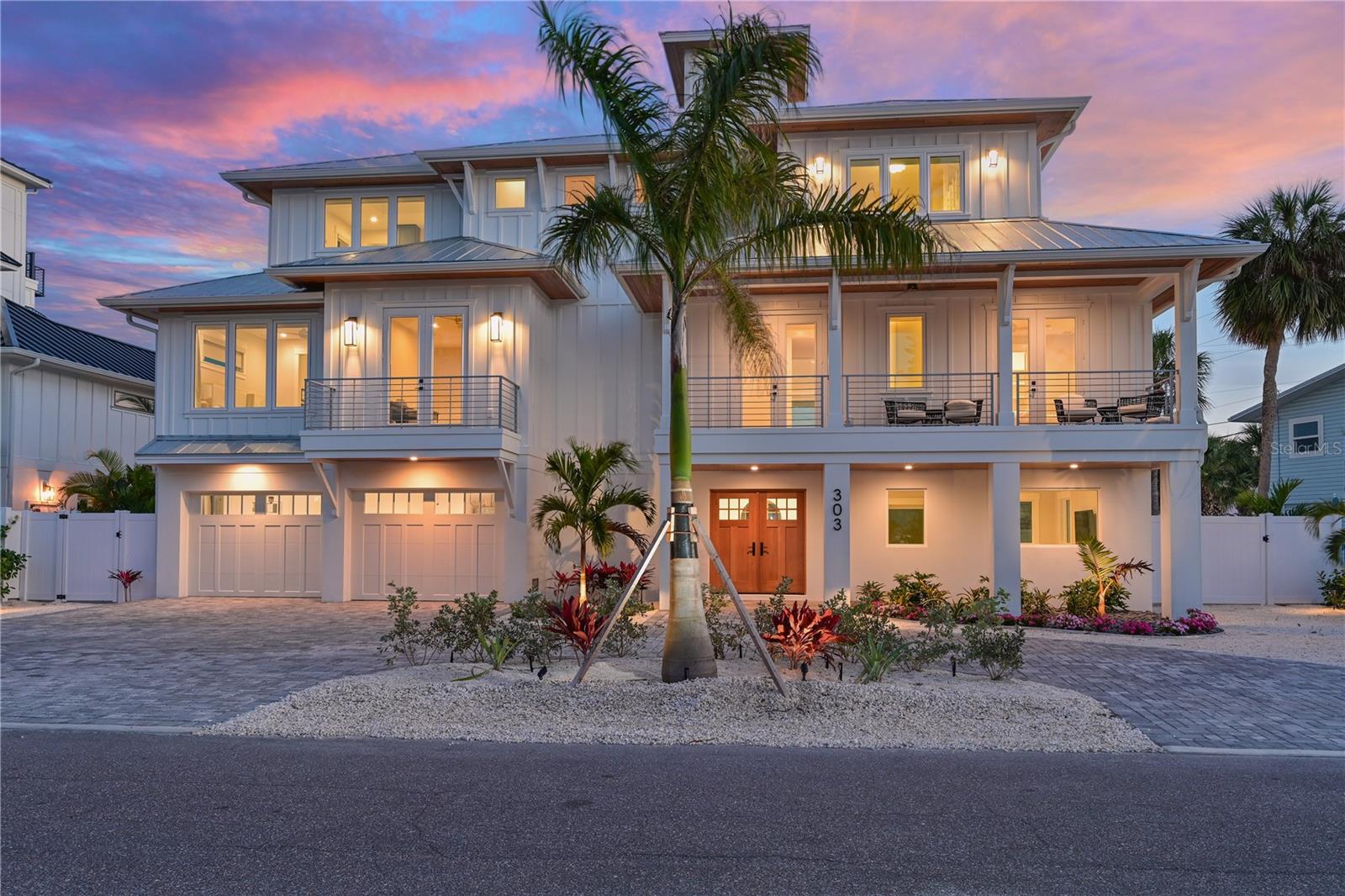 303 55TH ST, HOLMES BEACH, FL, 34217