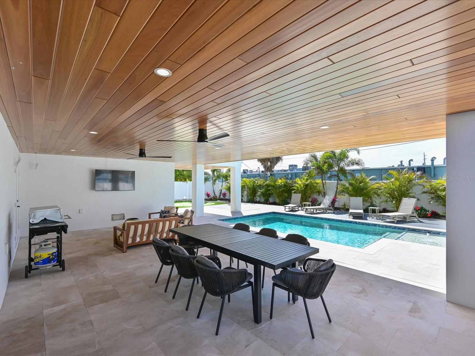 303 55TH ST, HOLMES BEACH, FL, 34217