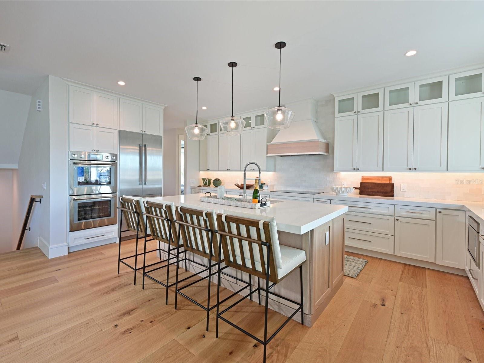 303 55TH ST, HOLMES BEACH, FL, 34217