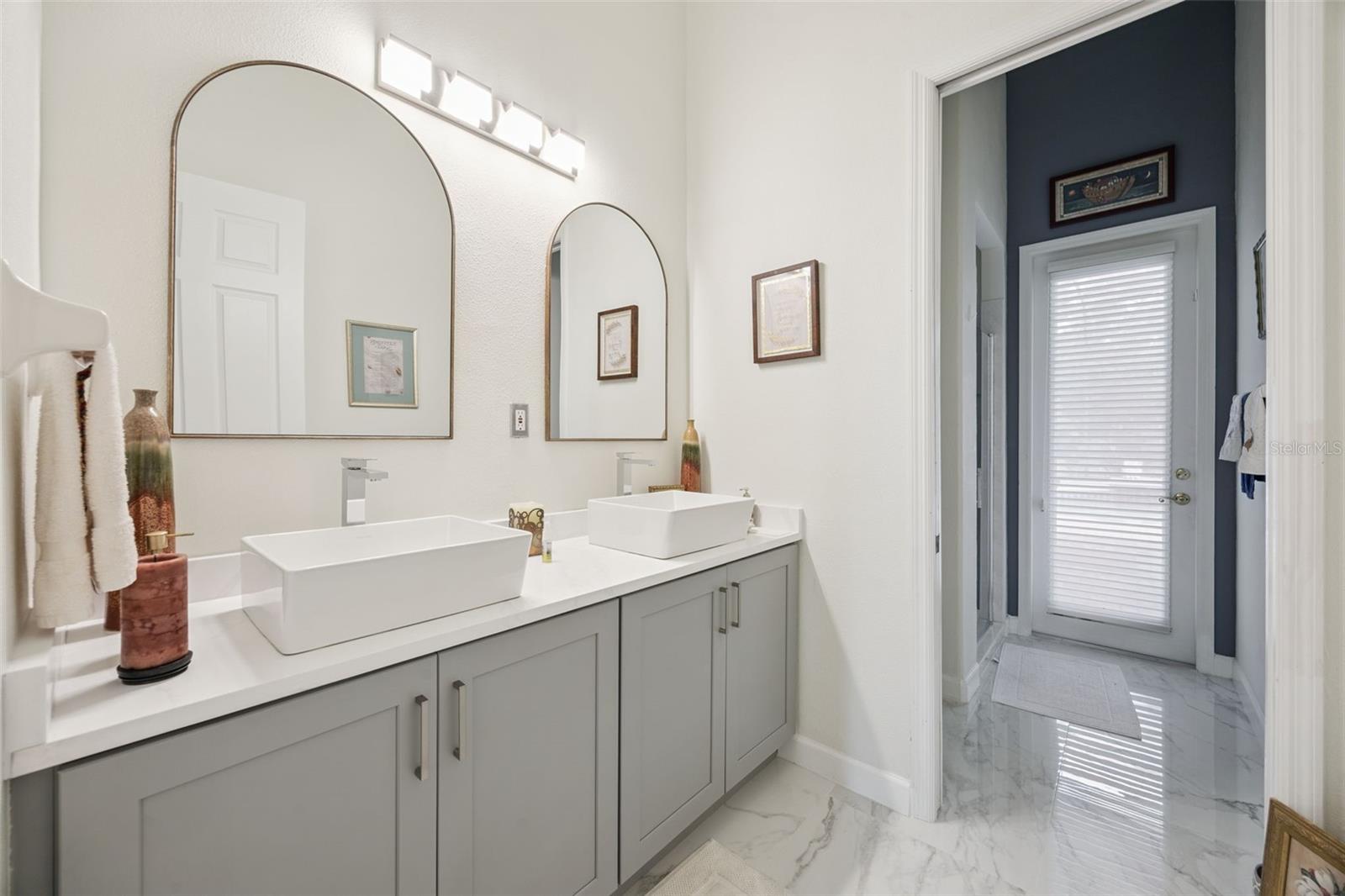 8742 SOUTHERN BREEZE DR, ORLANDO, FL, 32836