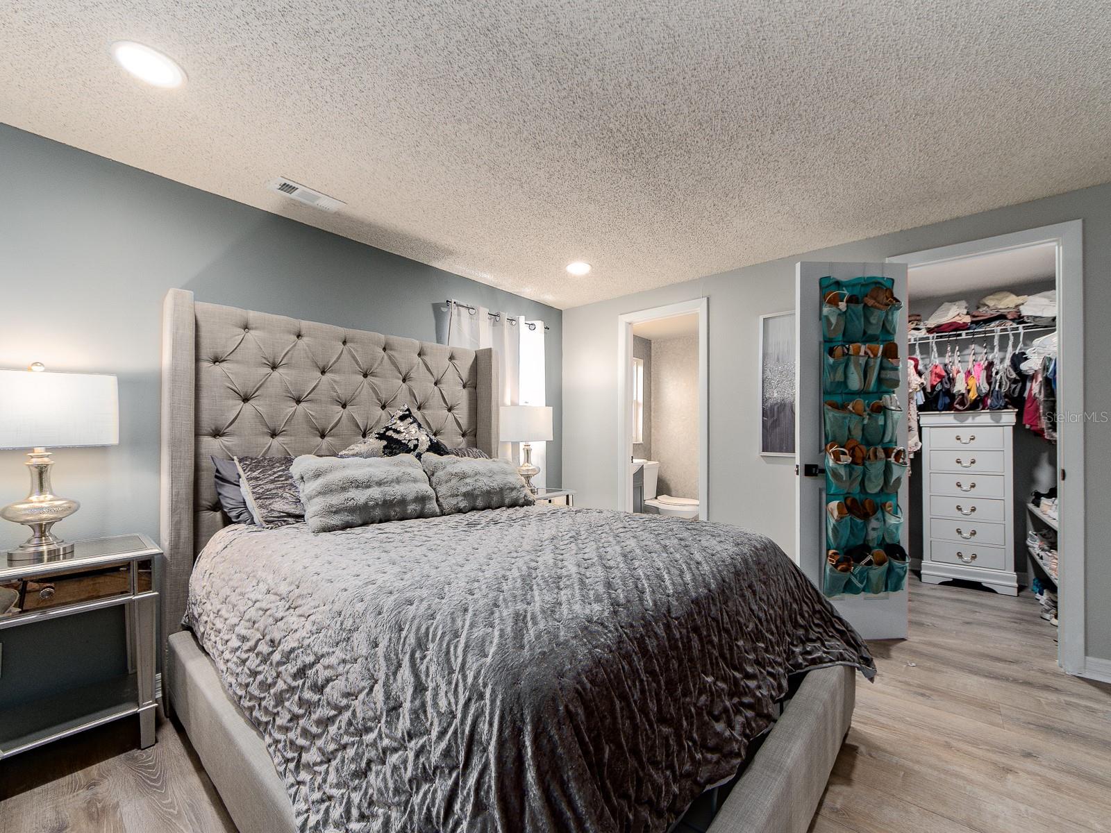 3566 7TH AVE SE, LARGO, FL, 33771