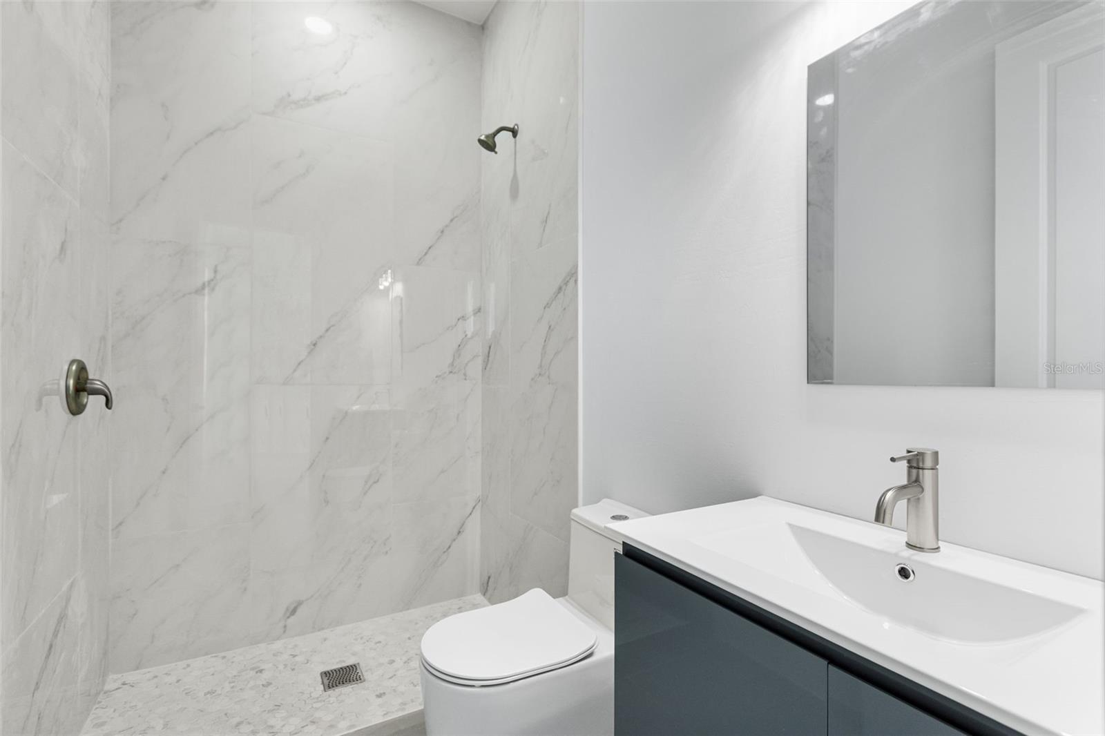 1035 BARCELONA ST E, LEHIGH ACRES, FL, 33974