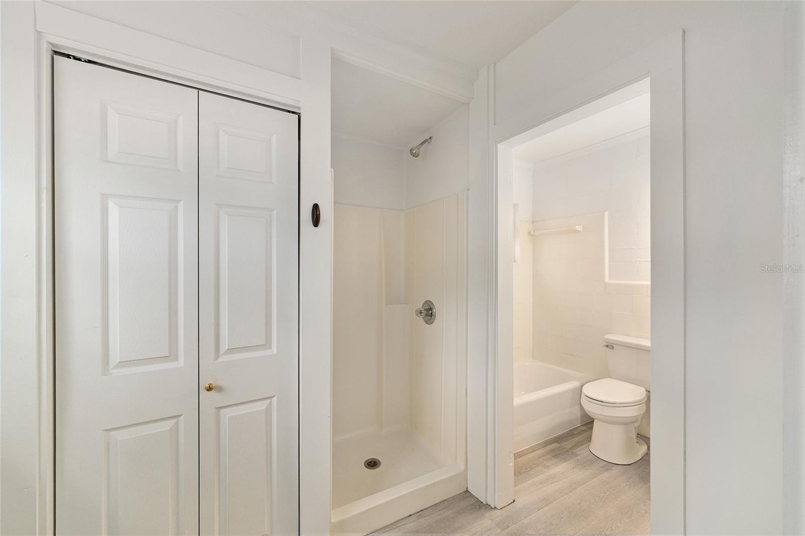 111 E CHARLOTTE AVE, EUSTIS, FL, 32726