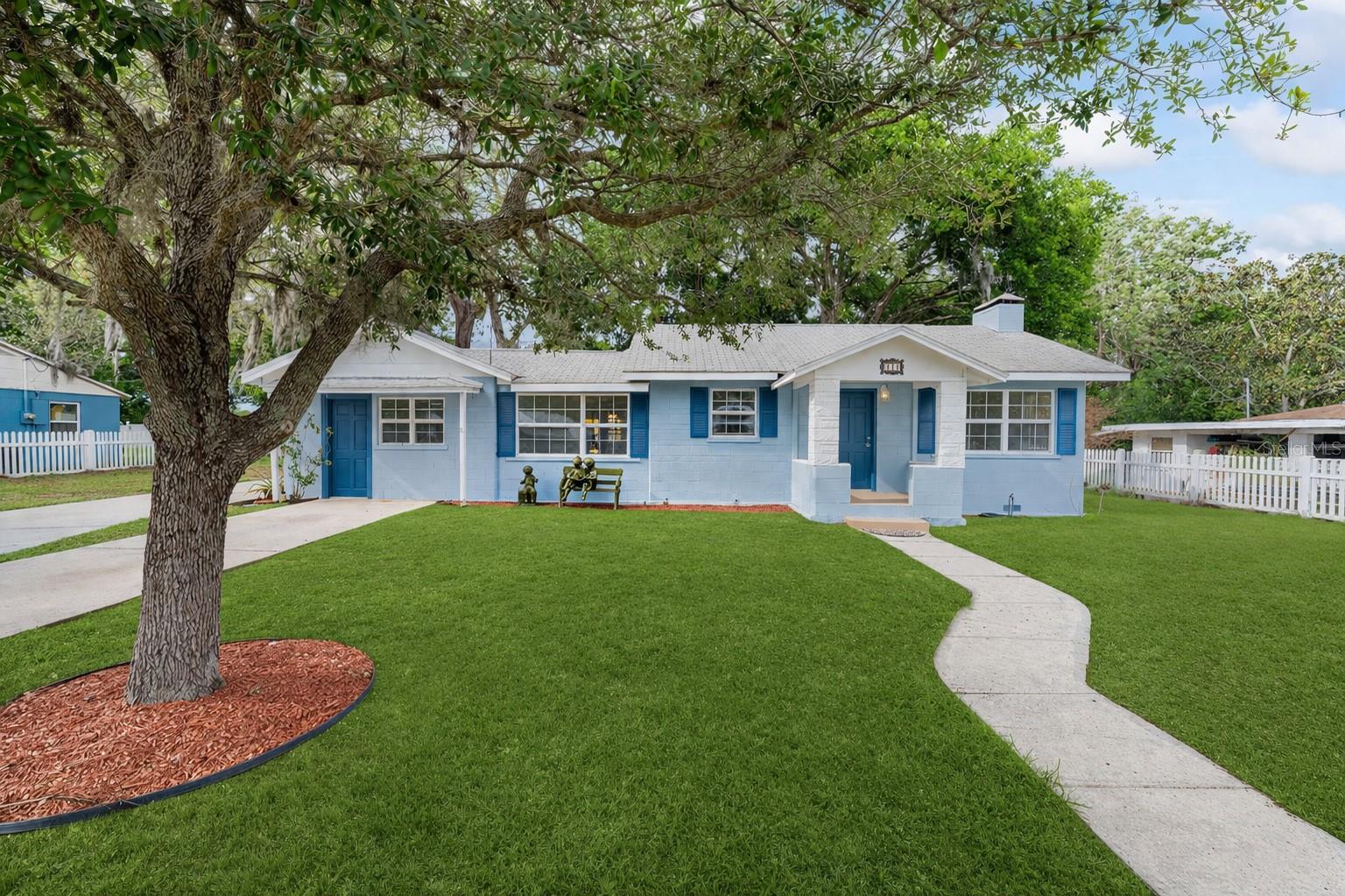 111 E CHARLOTTE AVE, EUSTIS, FL, 32726