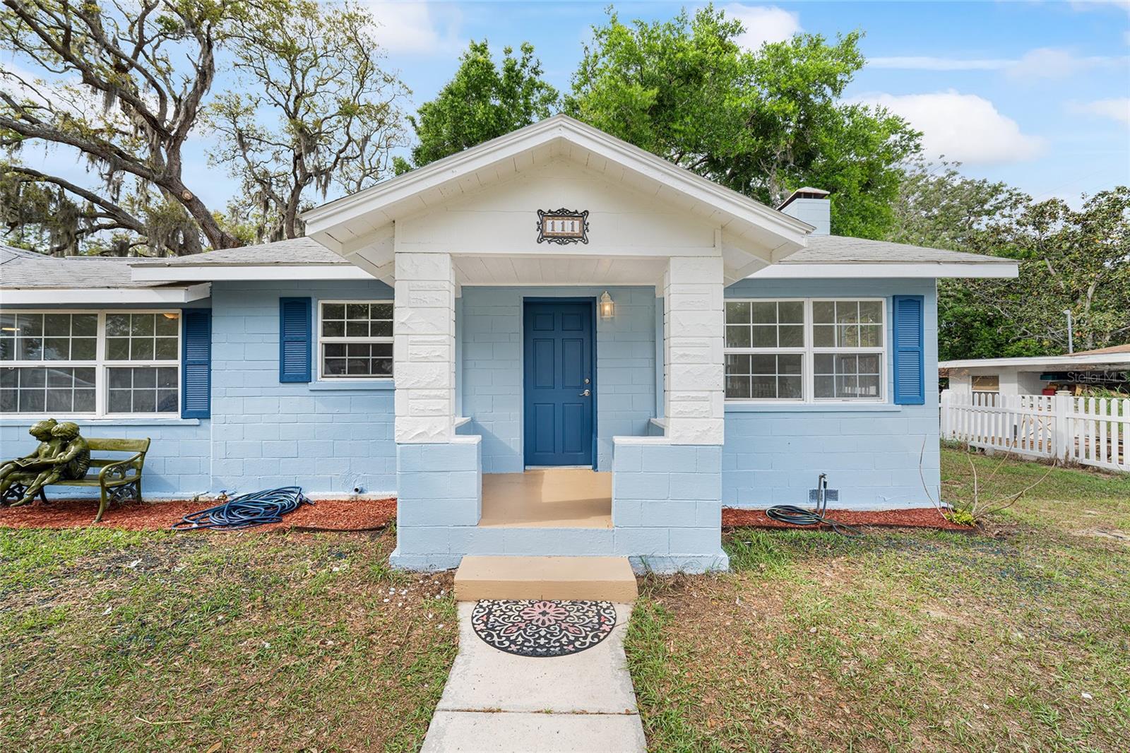 111 E CHARLOTTE AVE, EUSTIS, FL, 32726