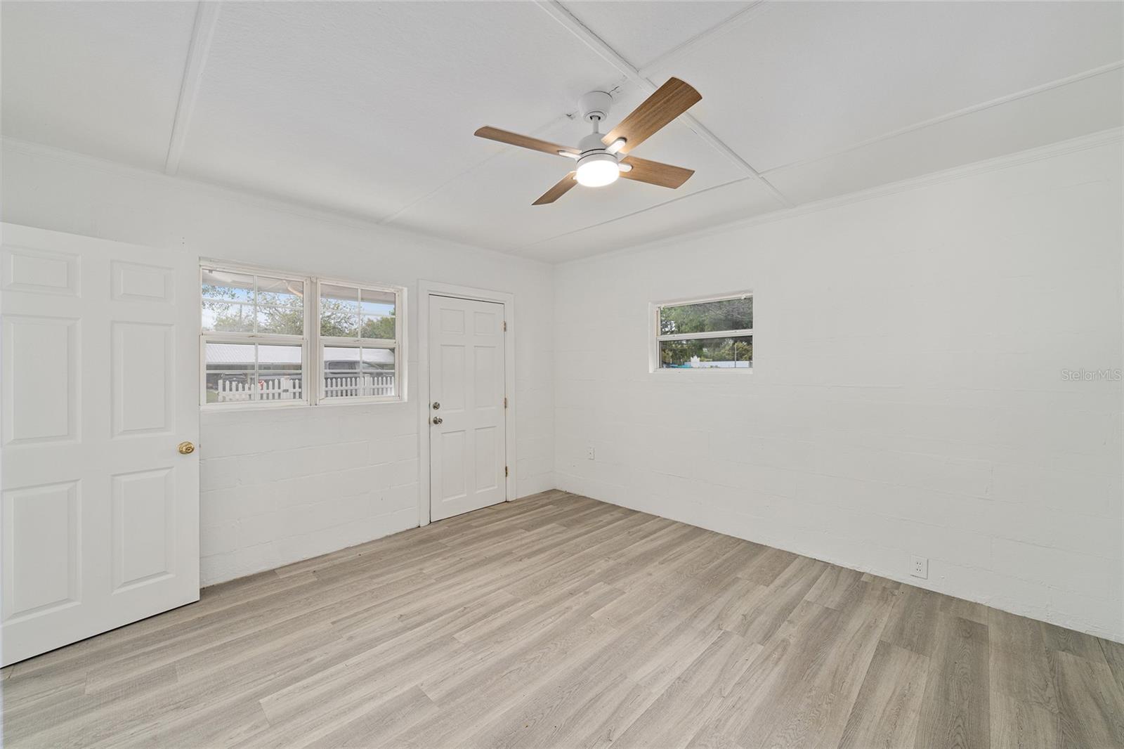 111 E CHARLOTTE AVE, EUSTIS, FL, 32726