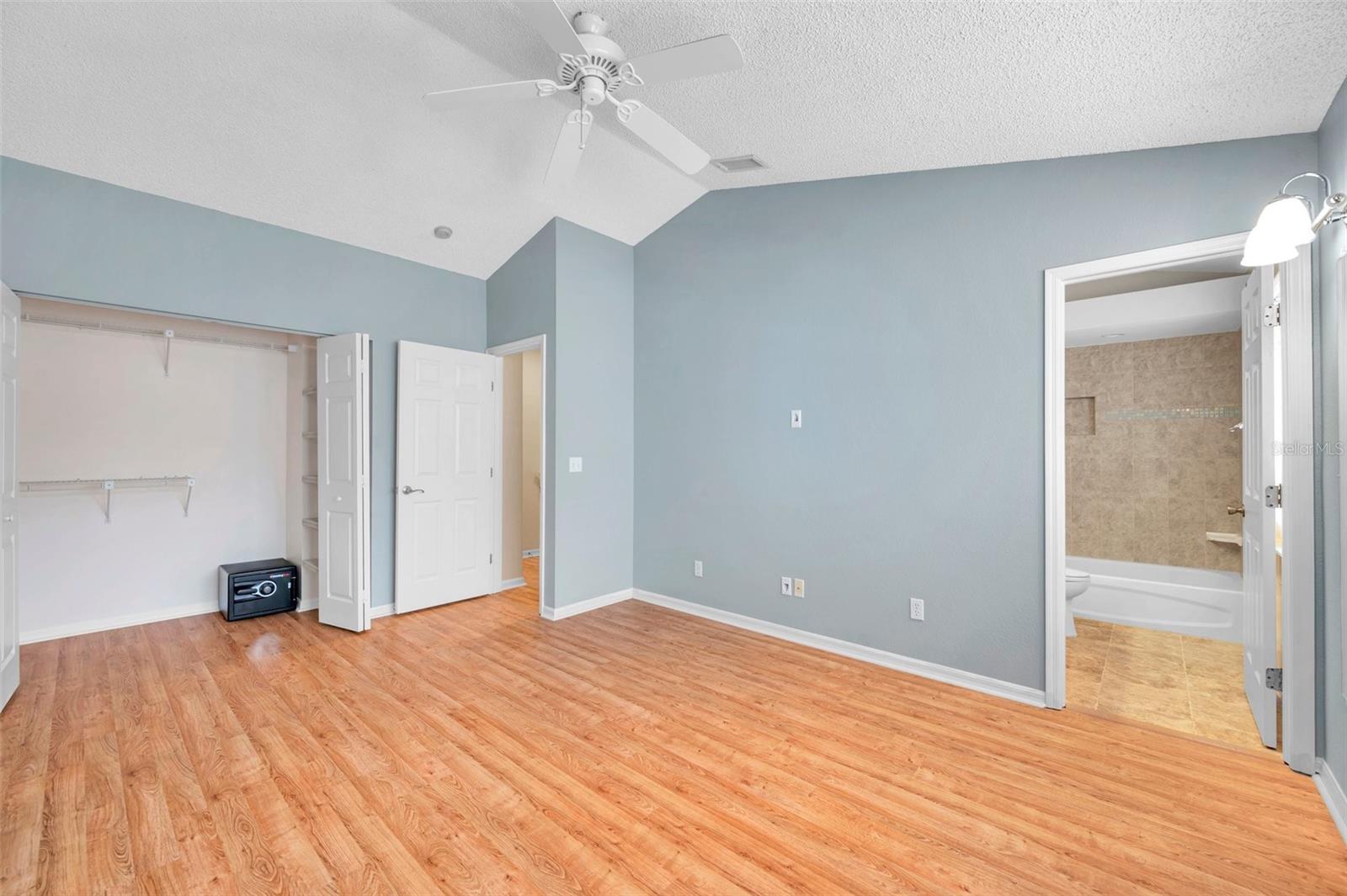 2739 ENTERPRISE RD E #1, CLEARWATER, FL, 33759