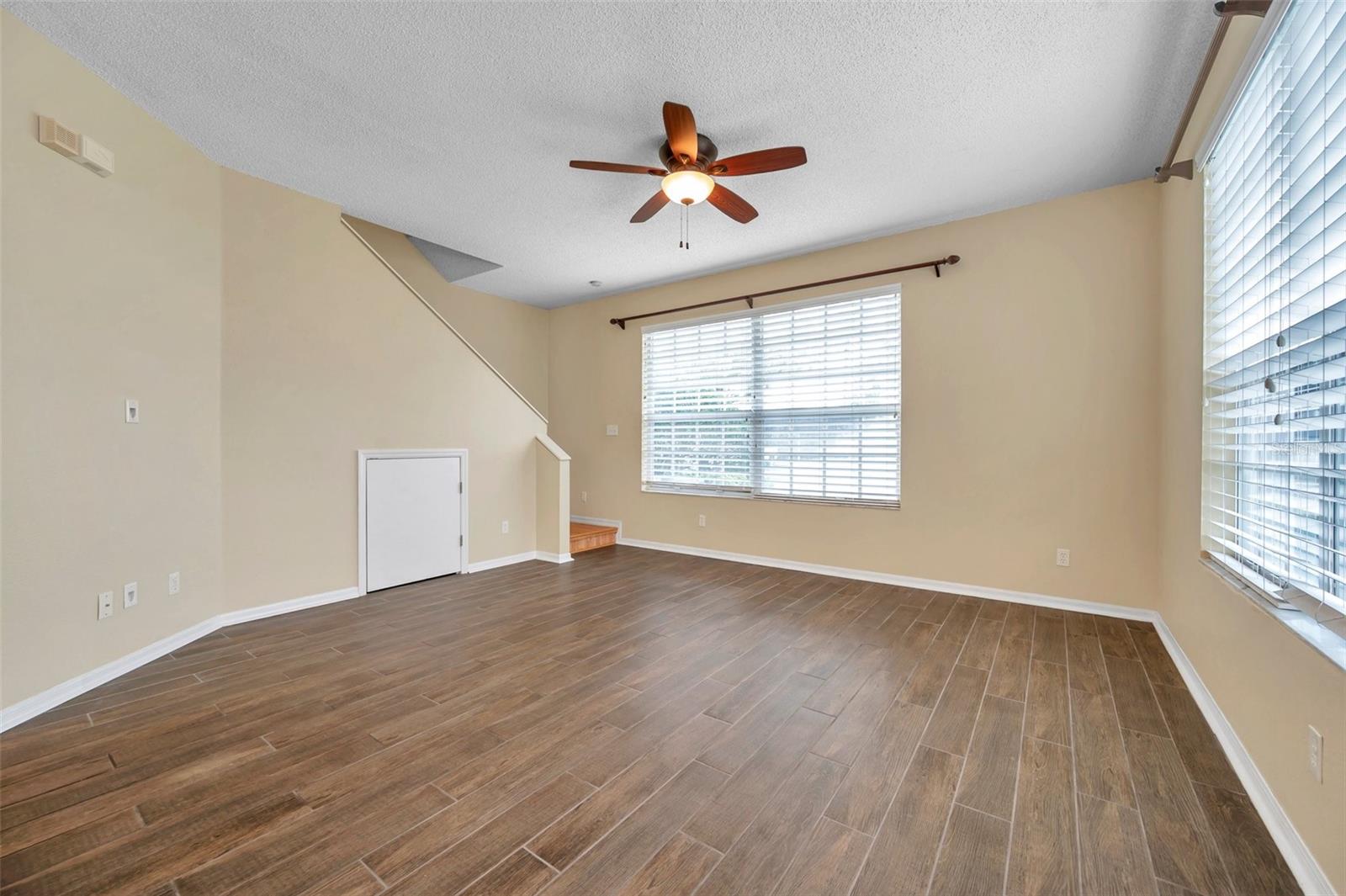 2739 ENTERPRISE RD E #1, CLEARWATER, FL, 33759