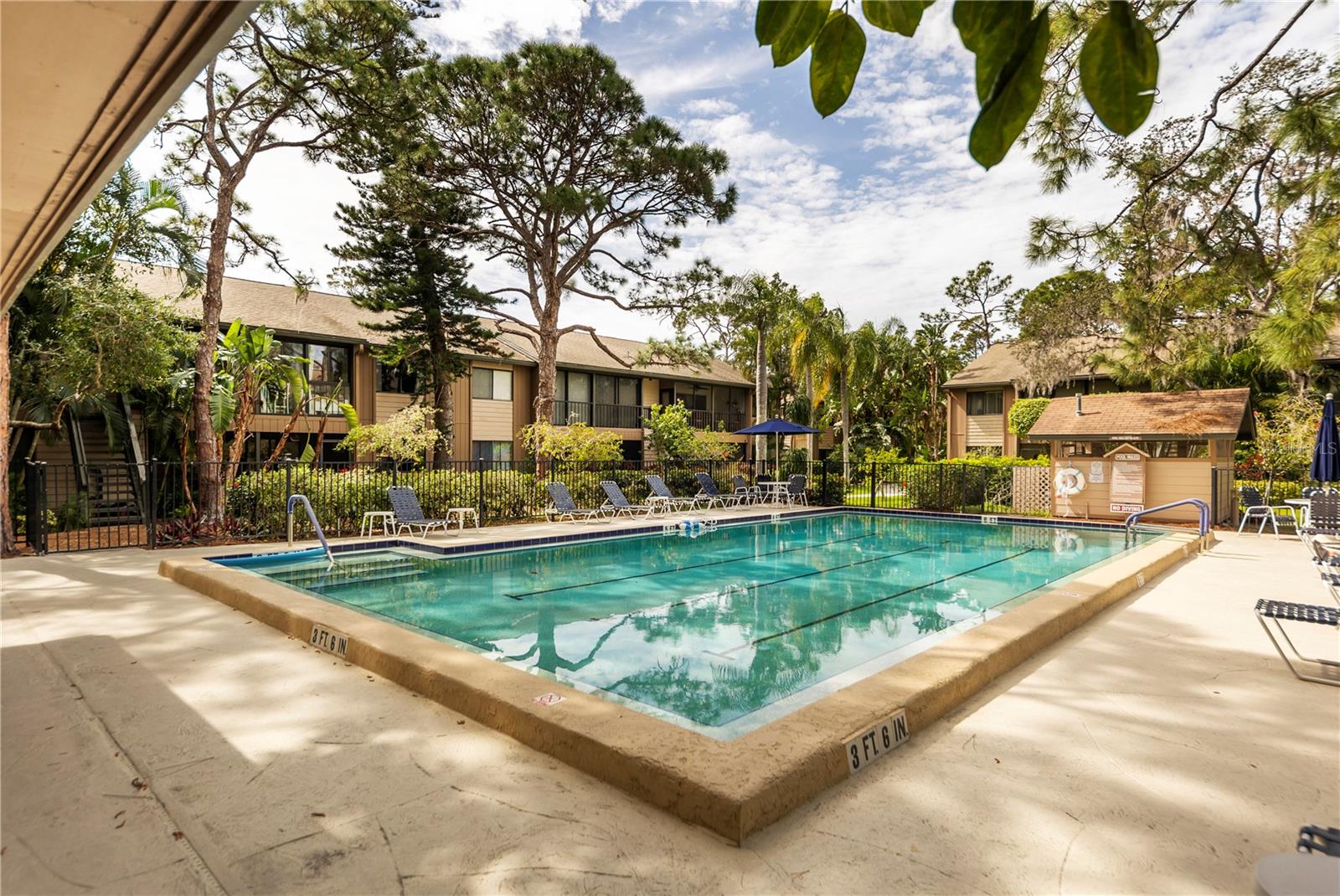 1708 GLENHOUSE DR #313, SARASOTA, FL, 34231